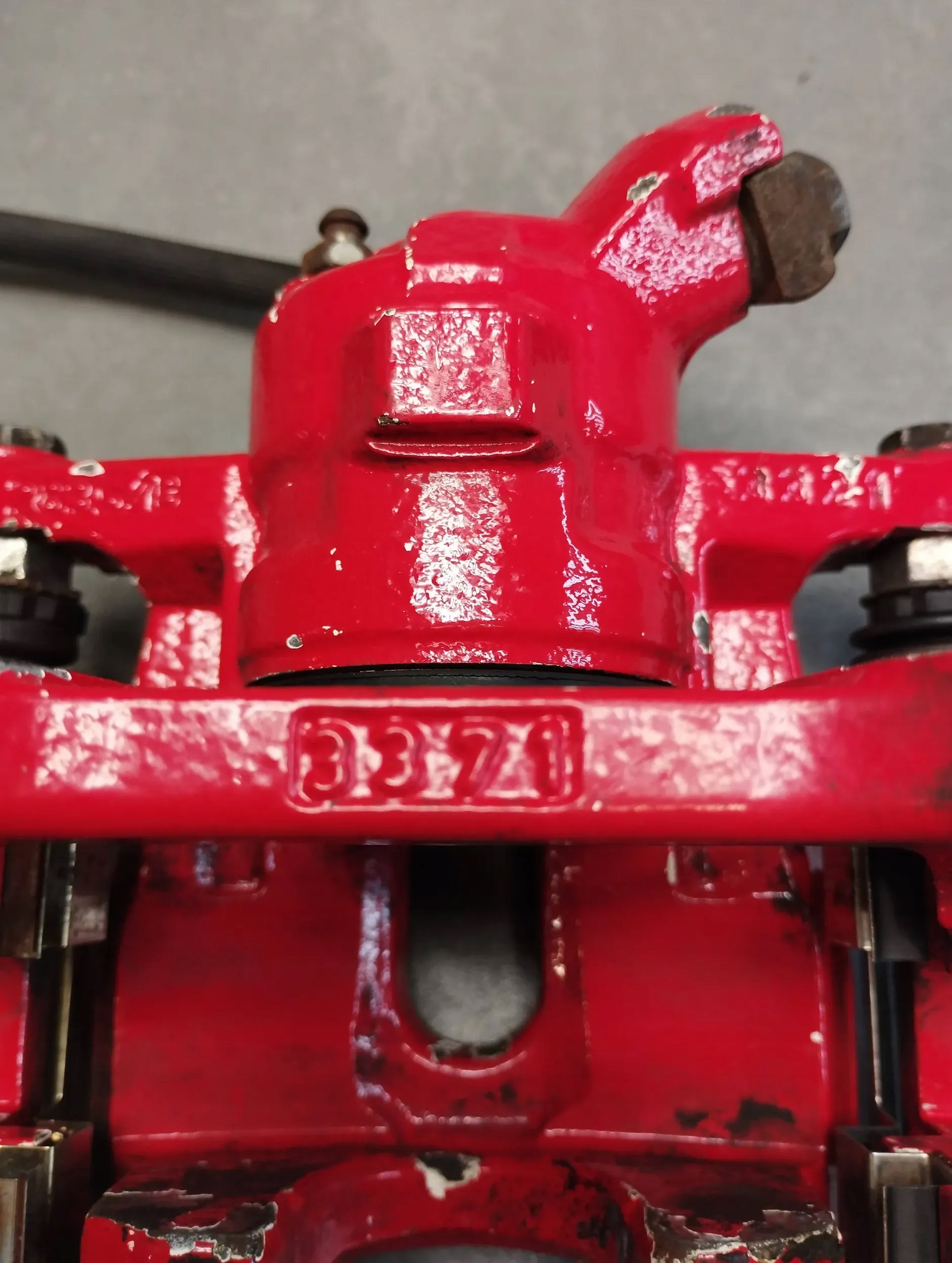 Land Rover Range Rover Sport L320 caliper right rear part