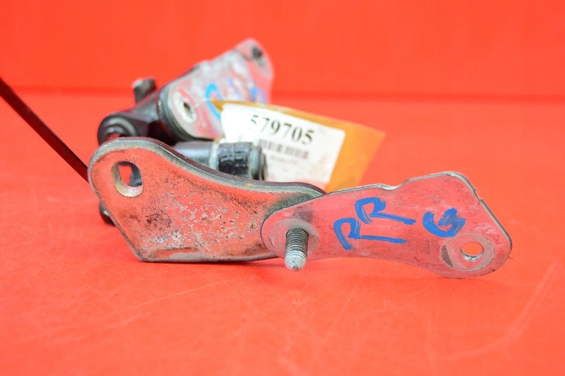 ZAWIAS DRZWI PRAWY PRZÓD PRZEDNI MERCEDES ML W164 Typ samochodu Samochody osobowe