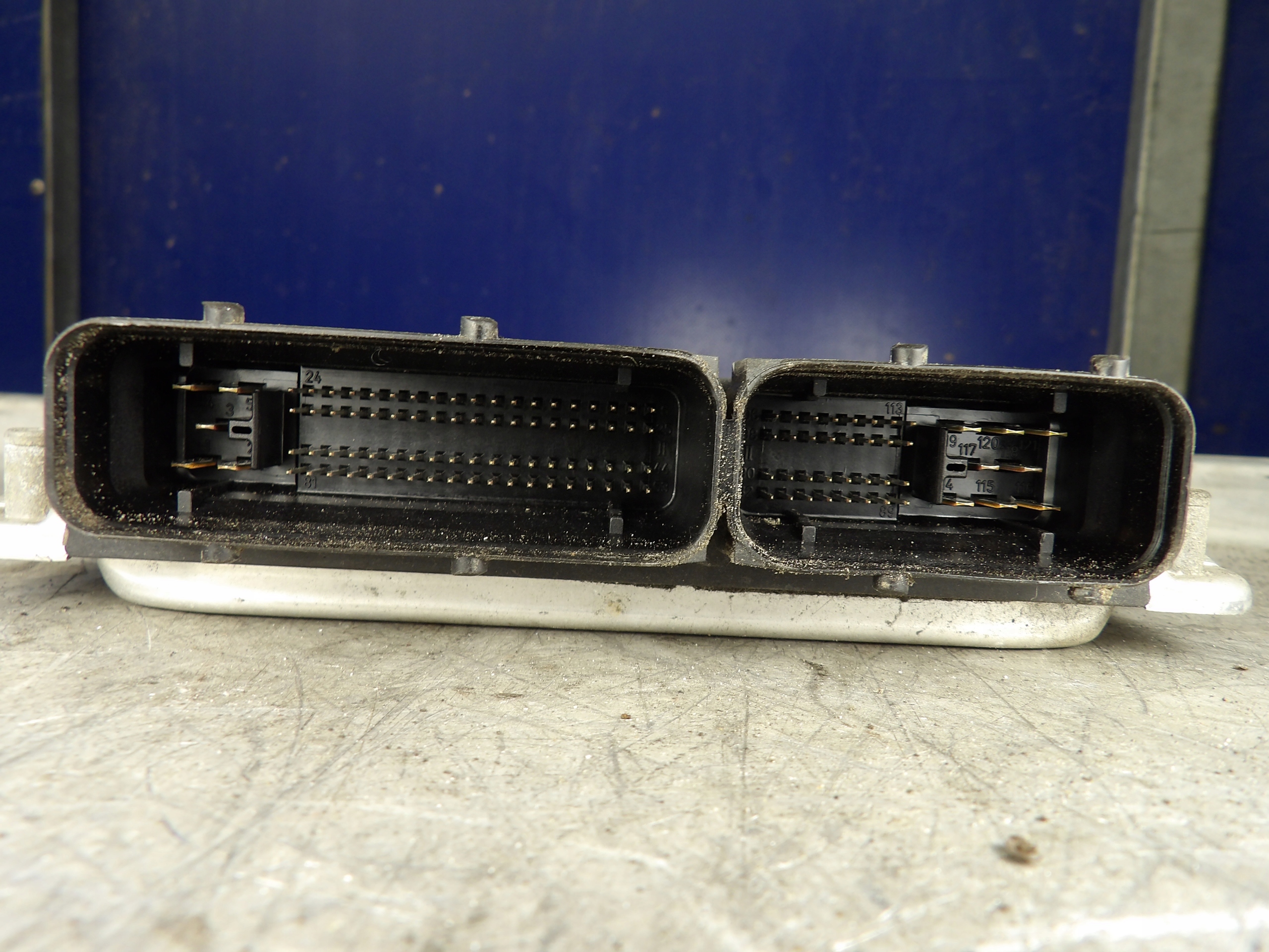 Skoda Fabia II computer, control unit 0281013179, 045906019CE