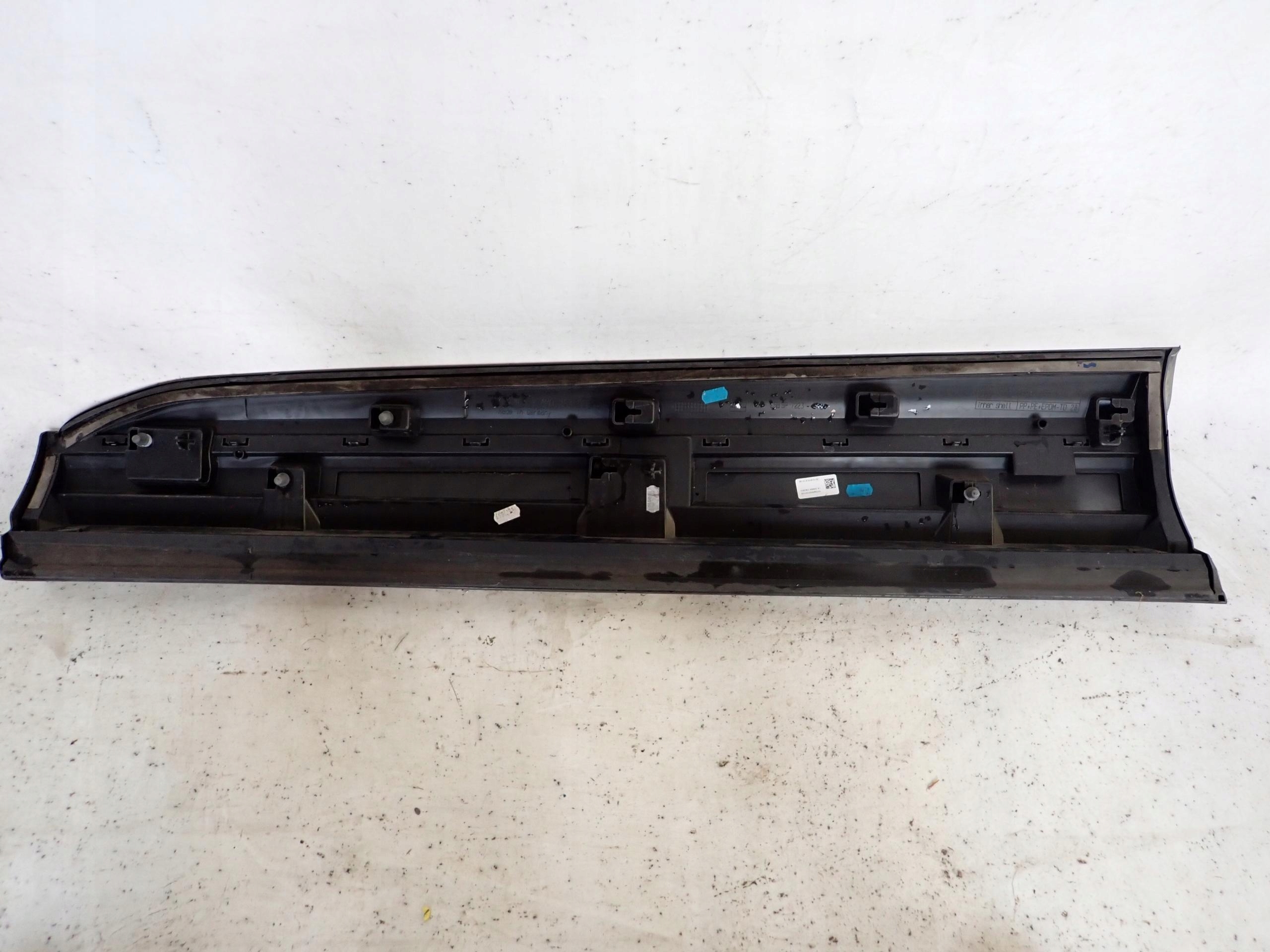 AUDI Q7 II 15-> moulding door right front front 4M0853960B