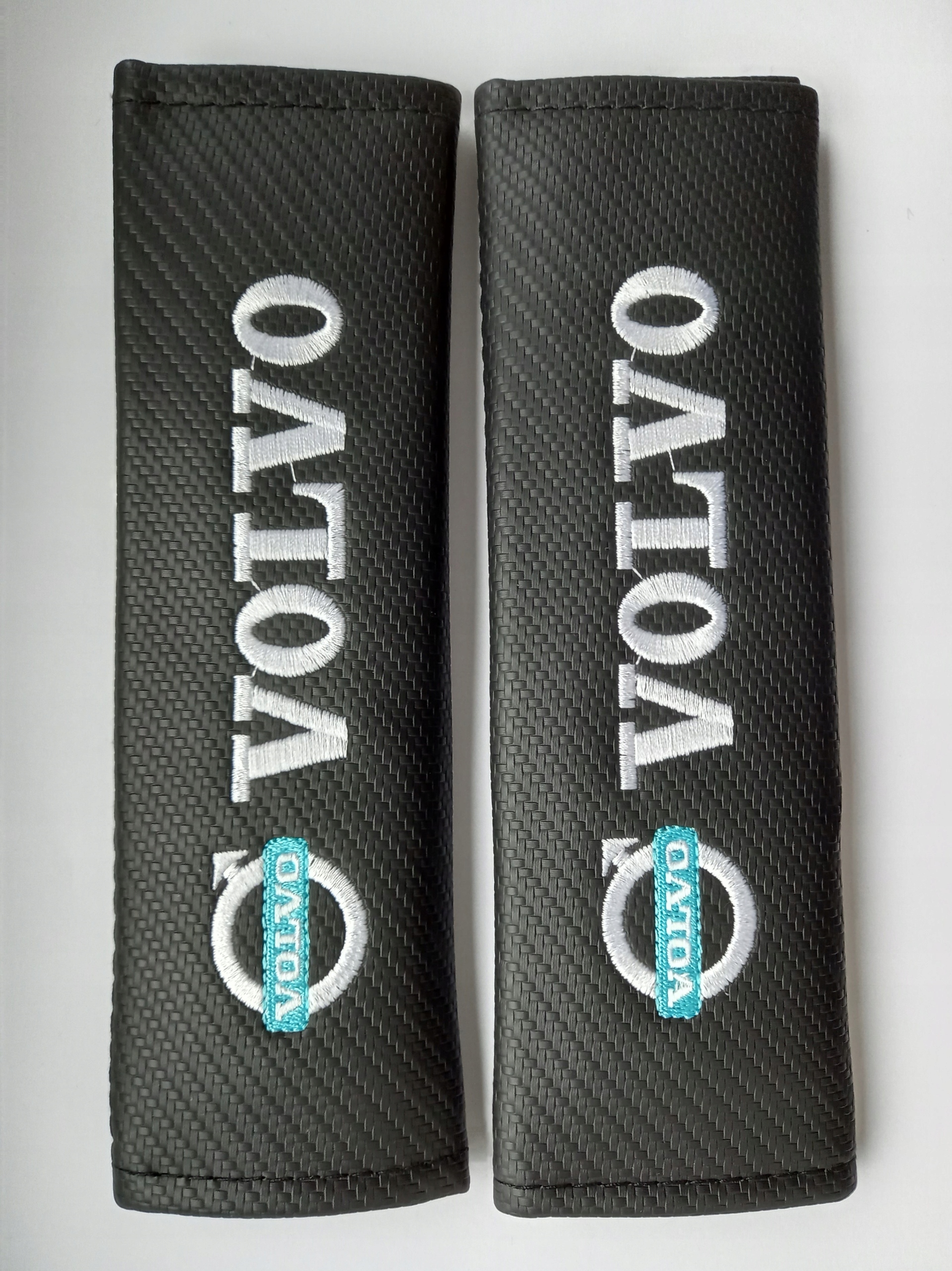 

Nakładki na pasy bezpieczeństwa Carbon do Volvo