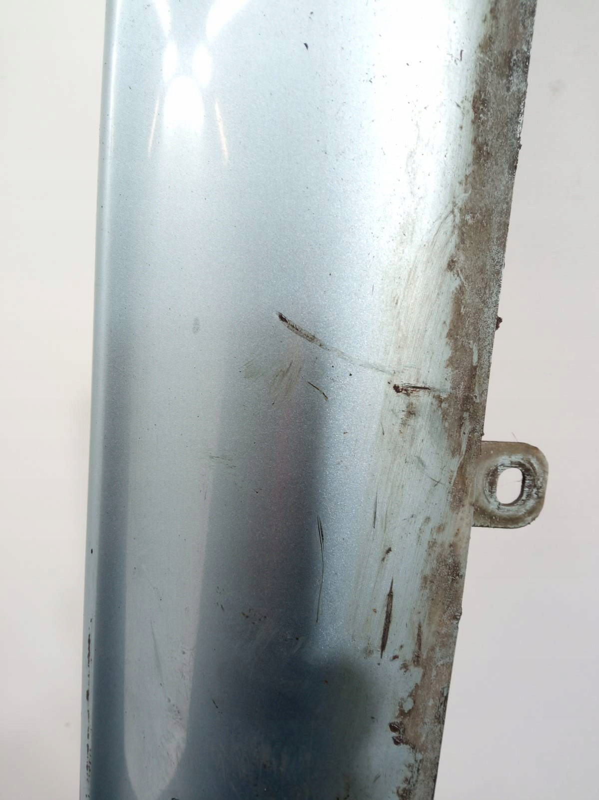 moulding threshold left cap cover AT10 Toyota Scion TC and (2004-2010)