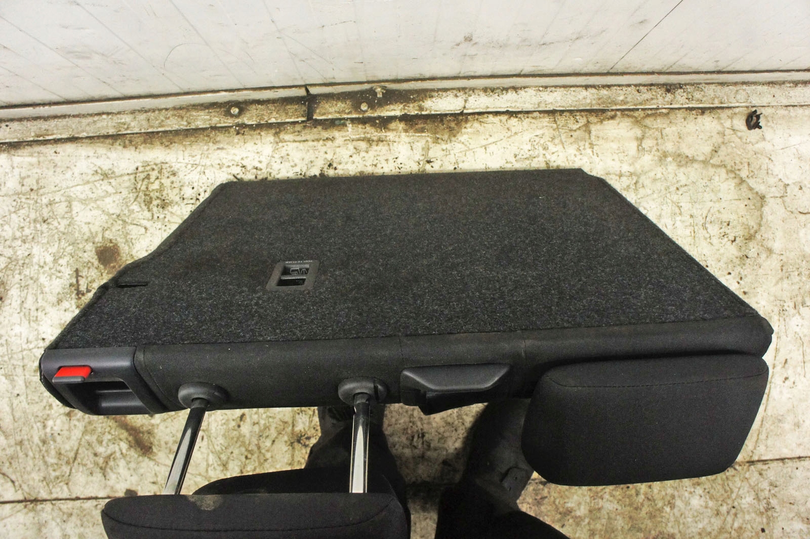 NB024 SKODA SCALA дивана левый зад HB