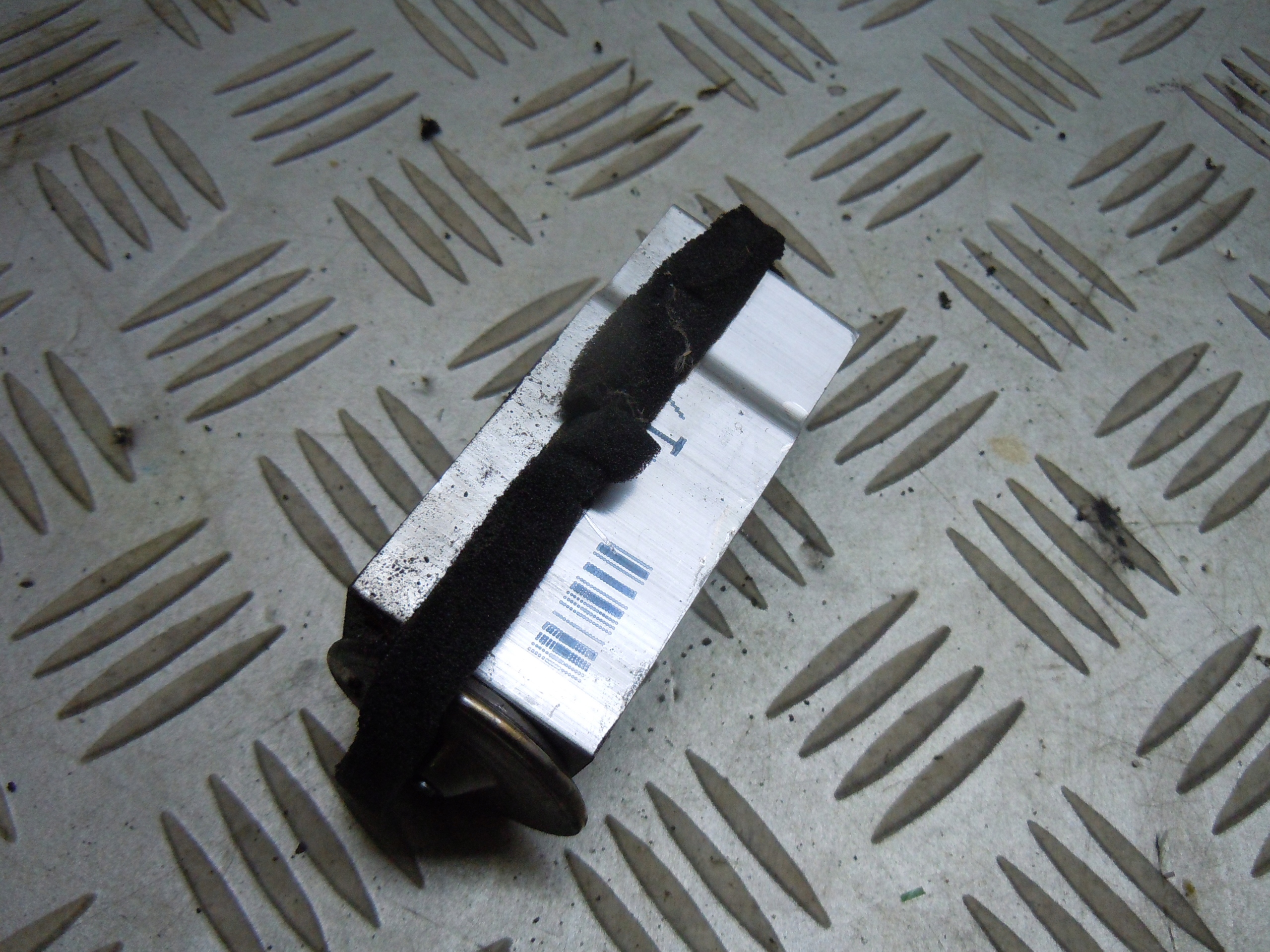 РОЗШИРЮВАЛЬНИЙ КЛАПАН TOYOTA PRIUS III 447500-3690