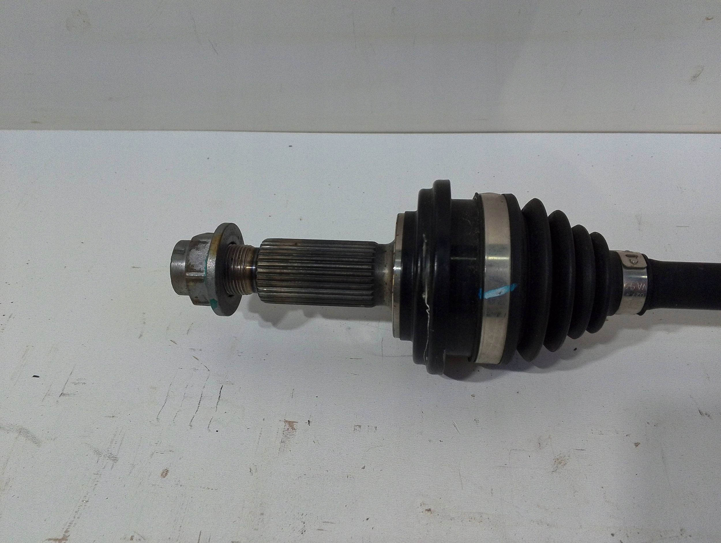 Hyundai Santa Fe IV semi-axis left rear 49601S1000 (A228)