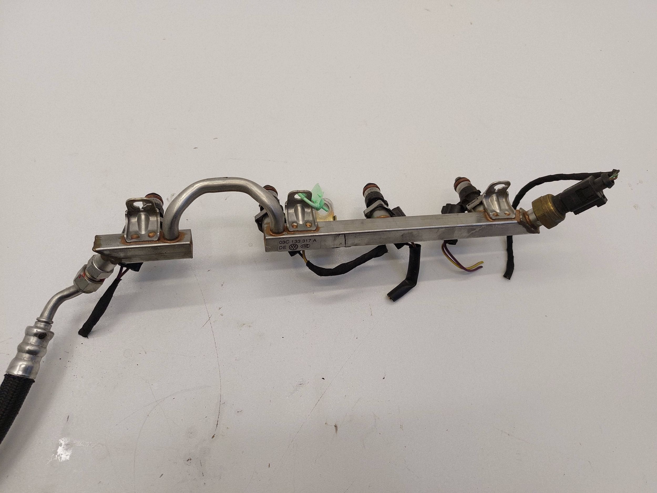VW TOURAN PASSAT B6 1.4 TSI CDG injection ramp sensor 03C133317A