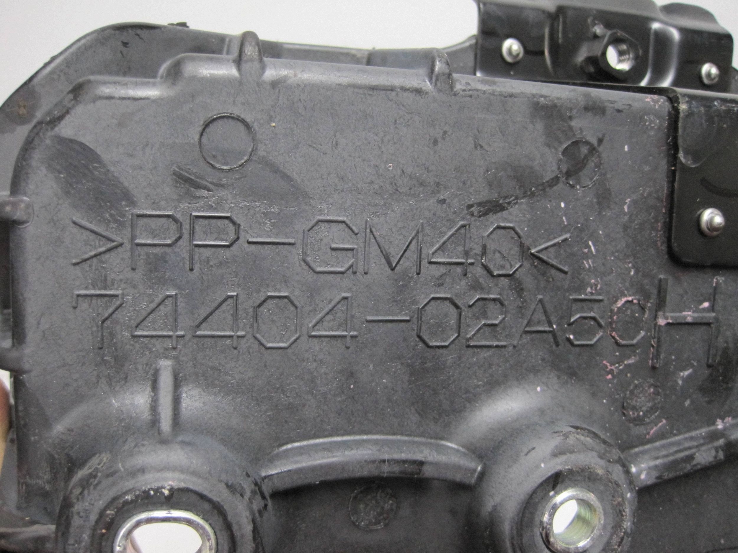 držač akumulatora TOYOTA COROLLA E210 E21 74404-02A50