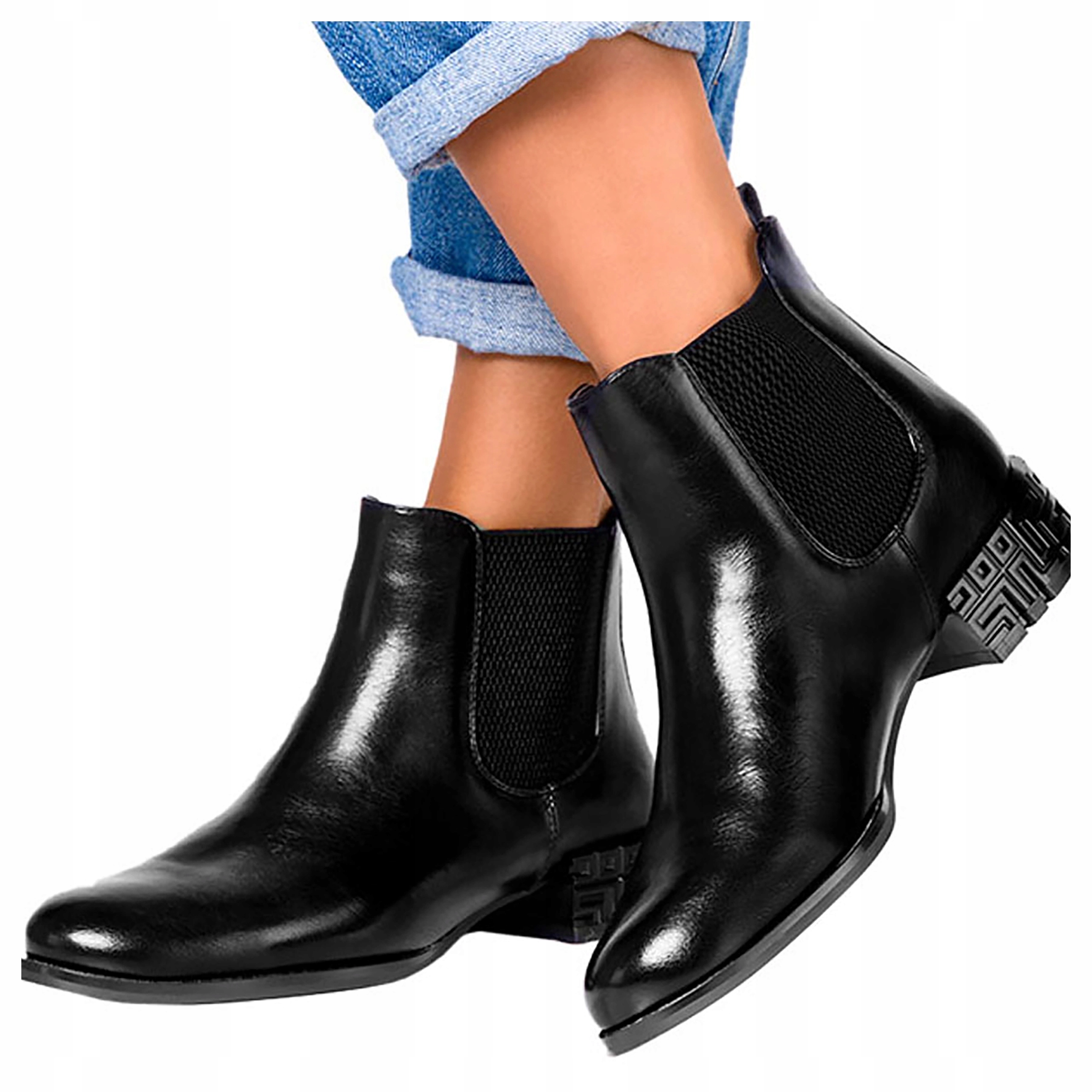 dámské kotníkové boty Černé s nízkým ozdobným podpatkem Gumičky na bocích Modne vel. 38