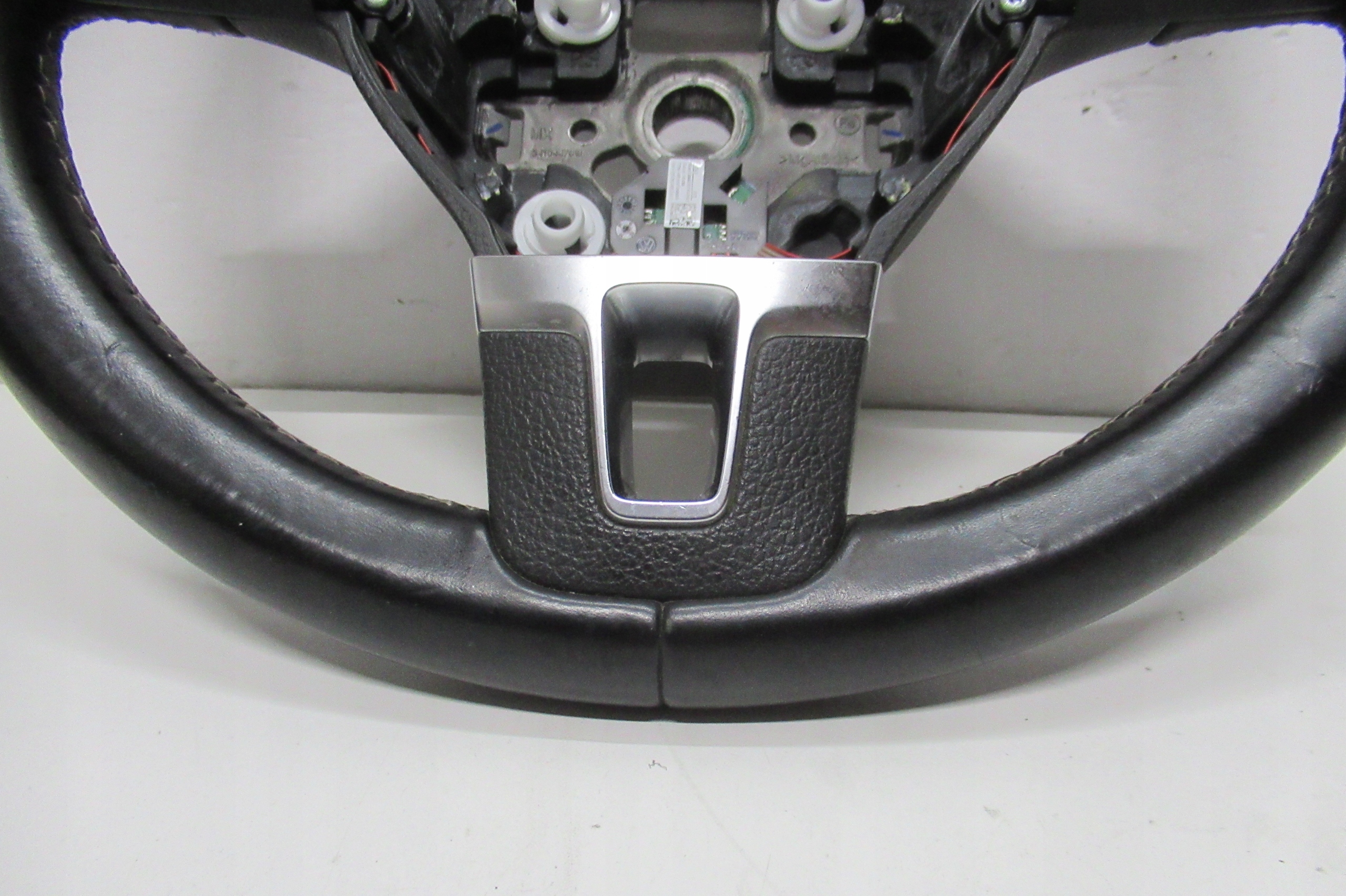 VW GOLF VI 13R lenkrad MULTIFUNKCIA