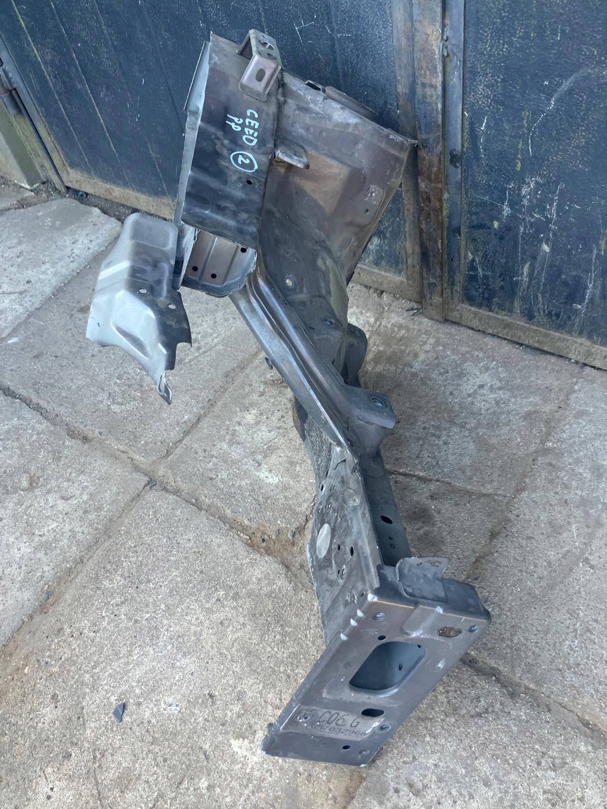 quarter right front KIA CEED II