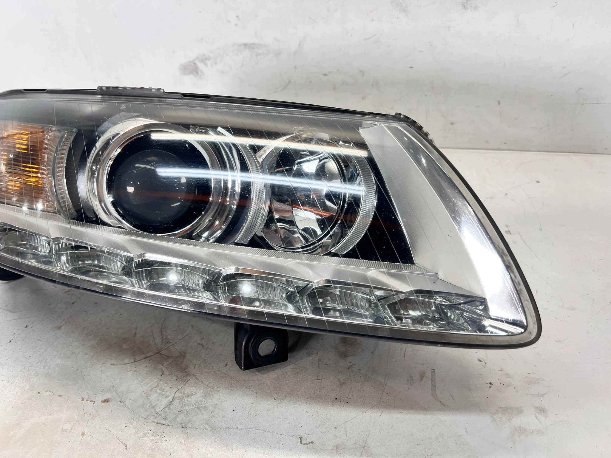 REFLEKTOR right front BI XENON LED AUDI A6 C6 LIFT 4F0941004CP EU 34/26