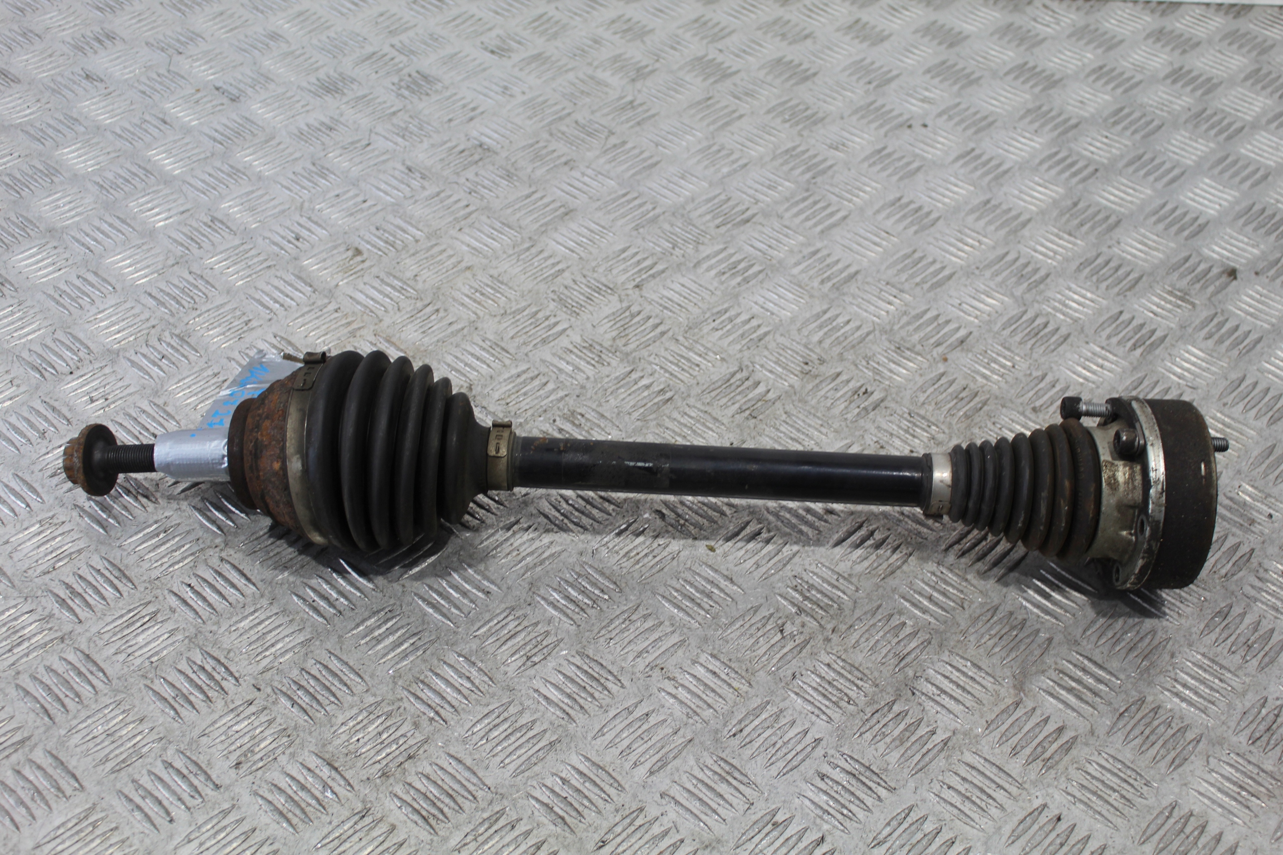semi-axis left front YETI 5L 5L0 LIFT 1K0407271KP