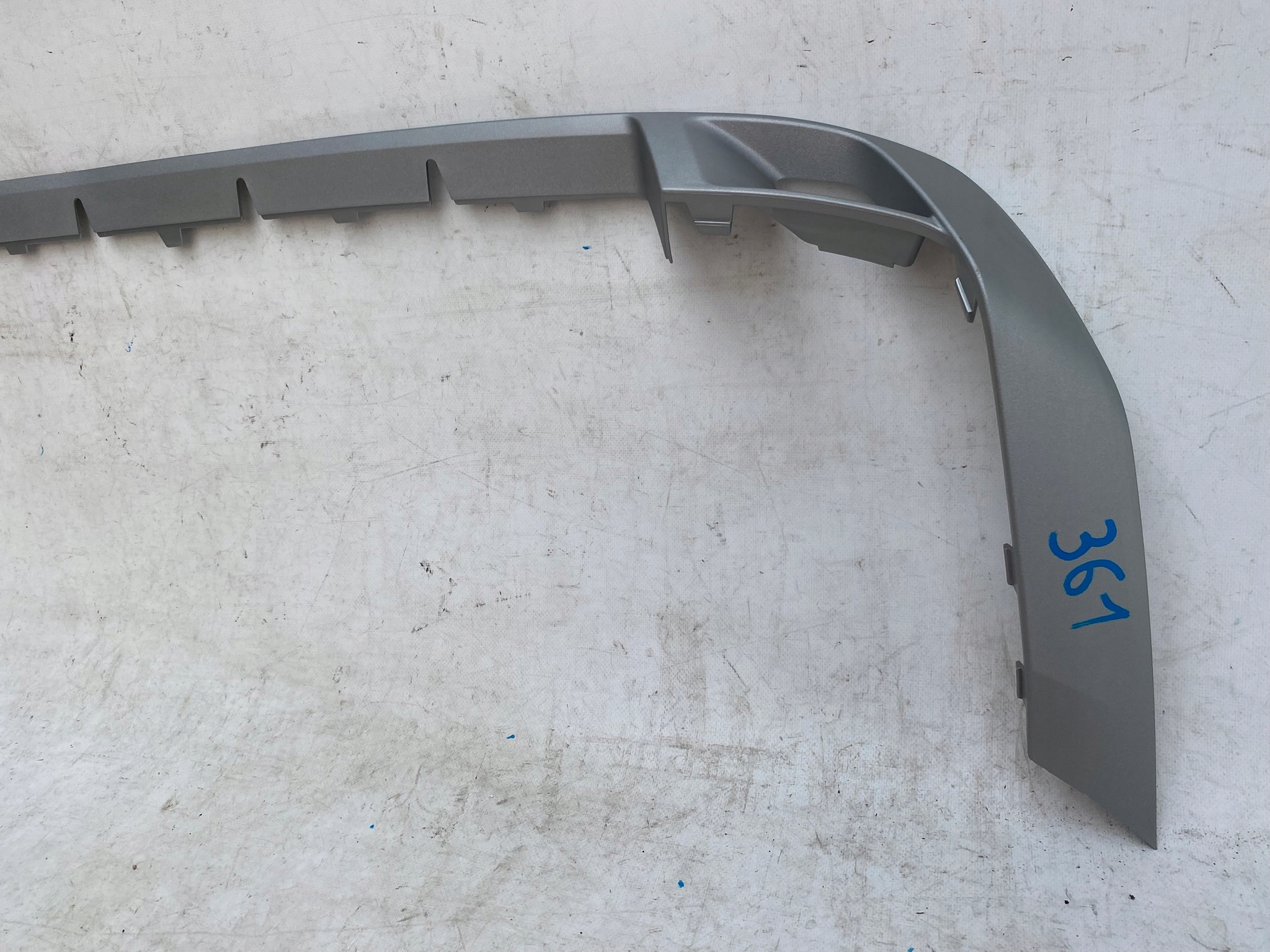 SEAT ATECA 16- SPOILER accessories of a bumper front 575806333