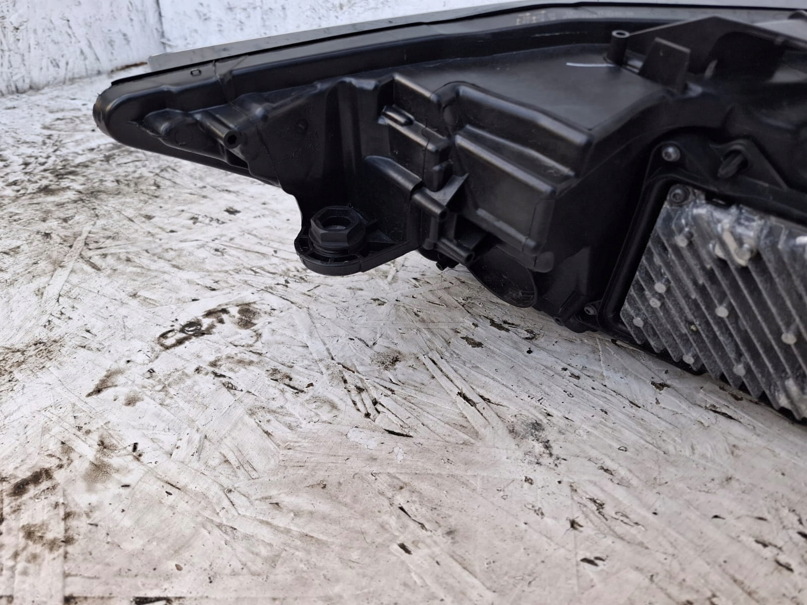 Audi A6 S6 C8 2019-25 год 4K0941040 фара правая full led