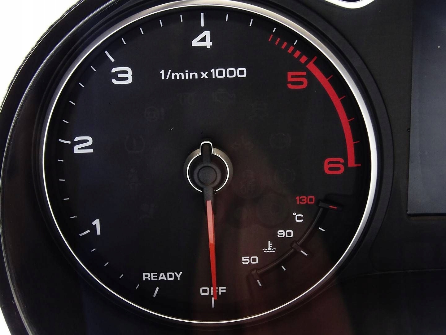 dials dials PREDKOSCIOMIERZ AUDI A3 8V LIFT 2.0 TDI 8V0920972L