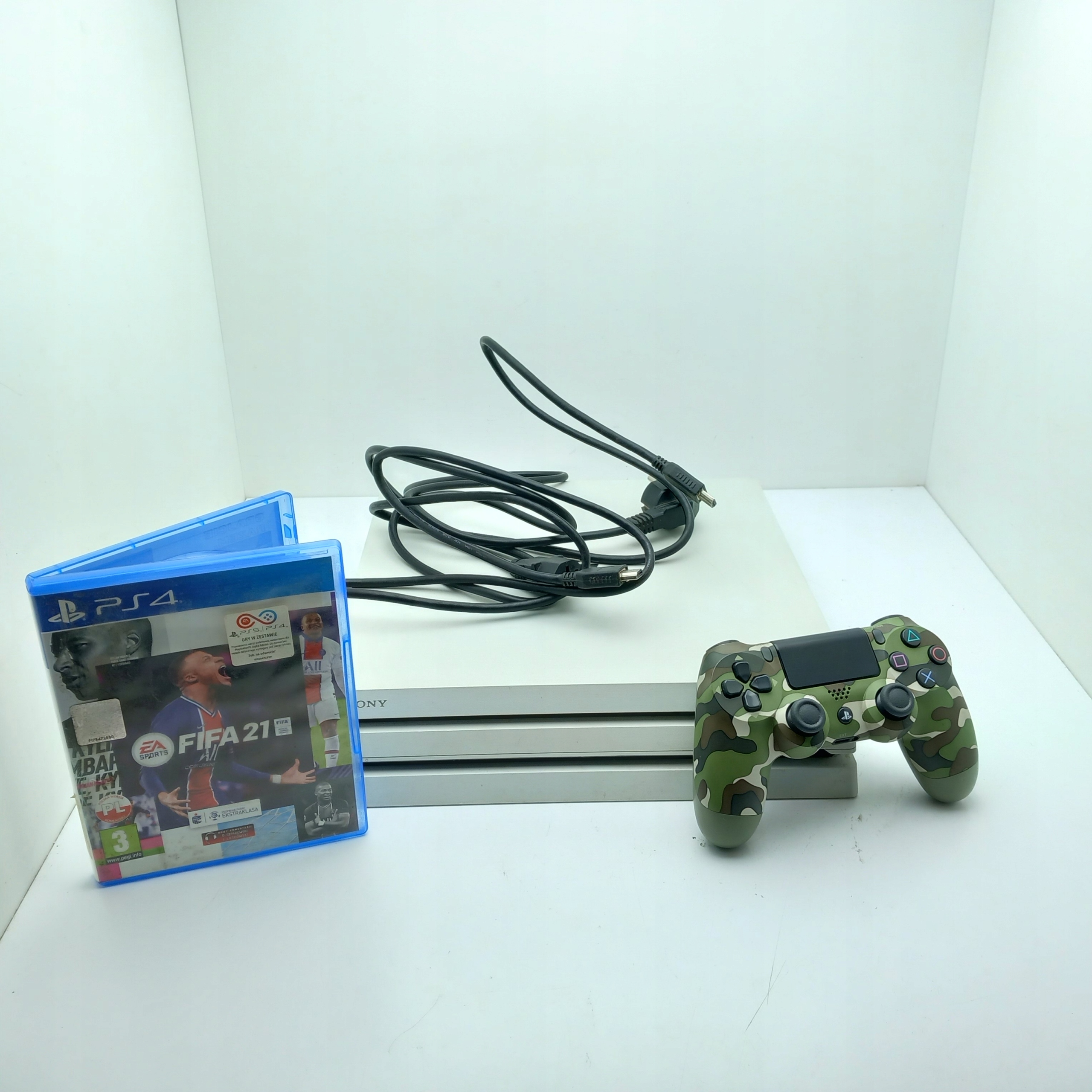 Ps4 Pro 1tb Cuh-7016b w Konsole - Sony PlayStation 4 (PS4