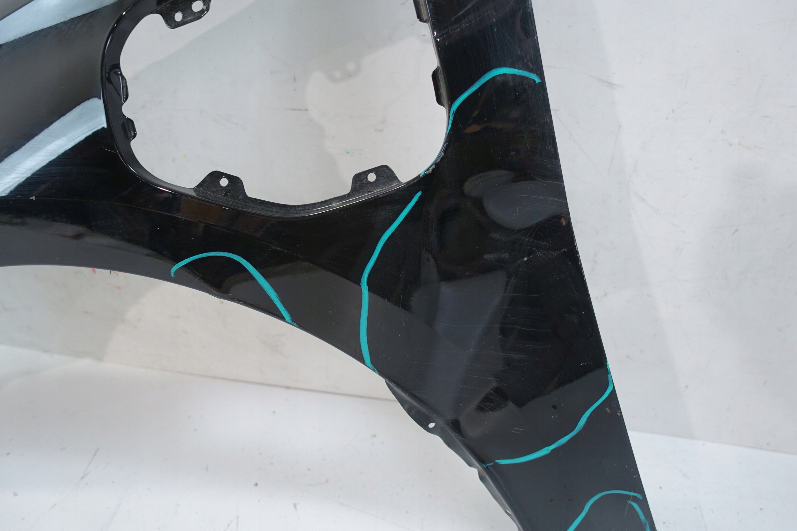AUDI A3 8Y HYBRYDA 2020- fender front left front 8Y0821091