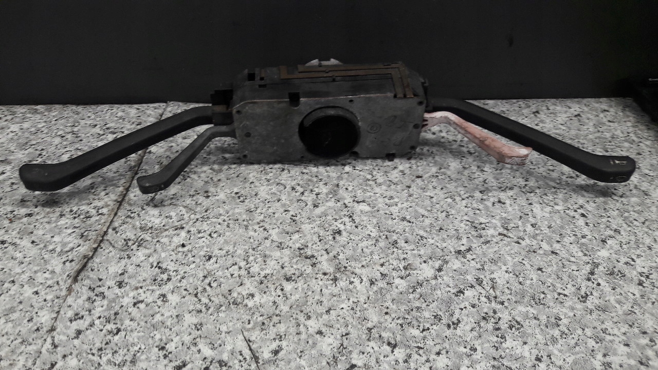 przelacznik zespolony audi 50