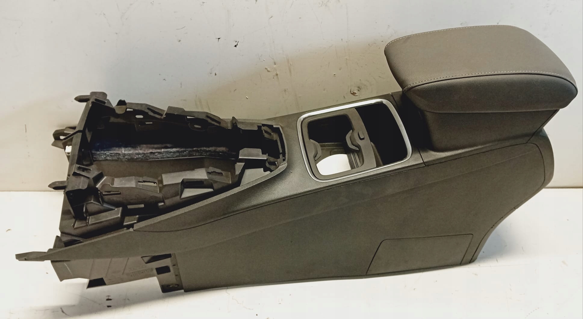 TUNEL central armrest OPEL GRANDLAND X