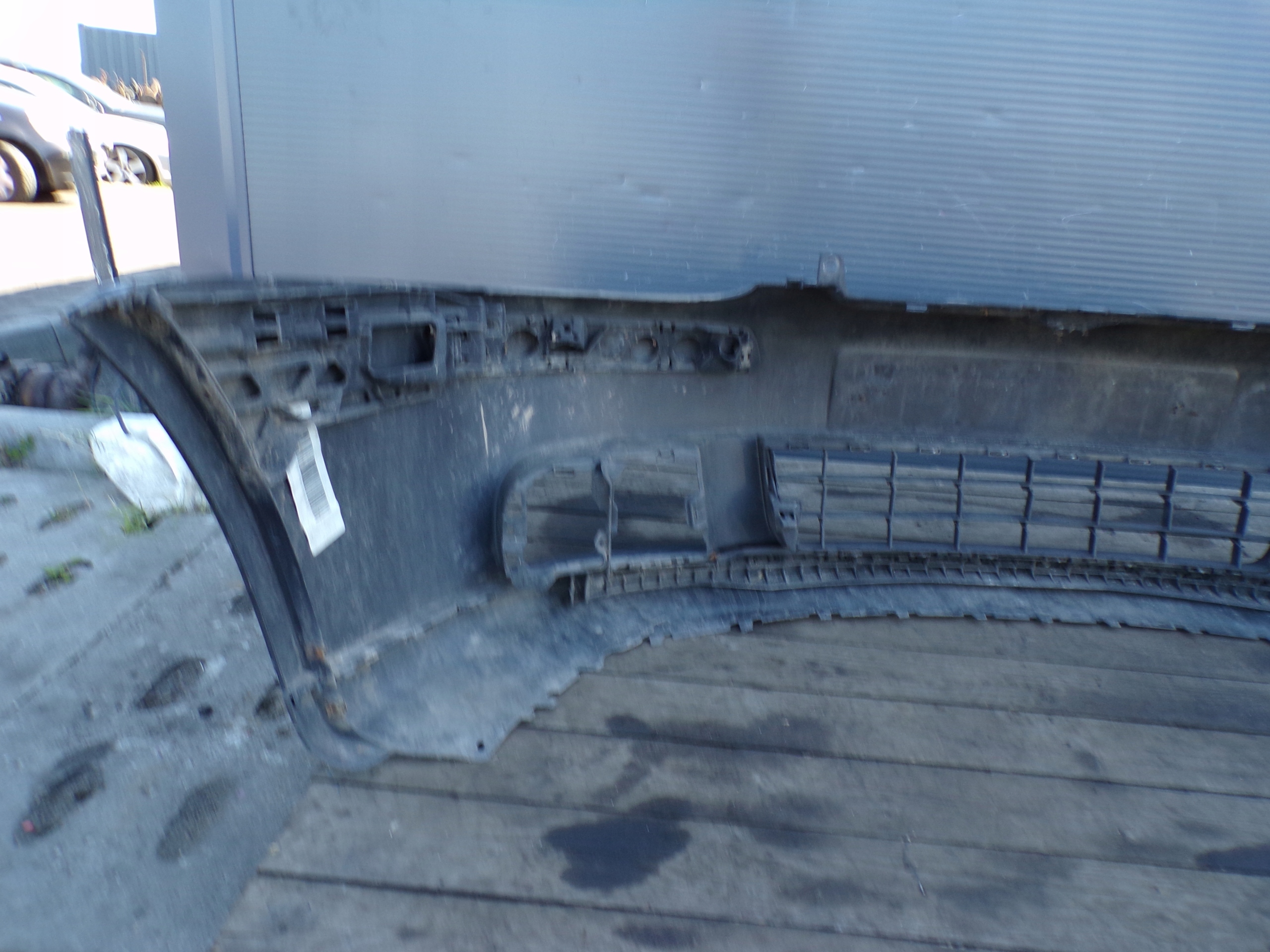 front bumper front VOLKSWAGEN GOLF 5 V colour LC5F