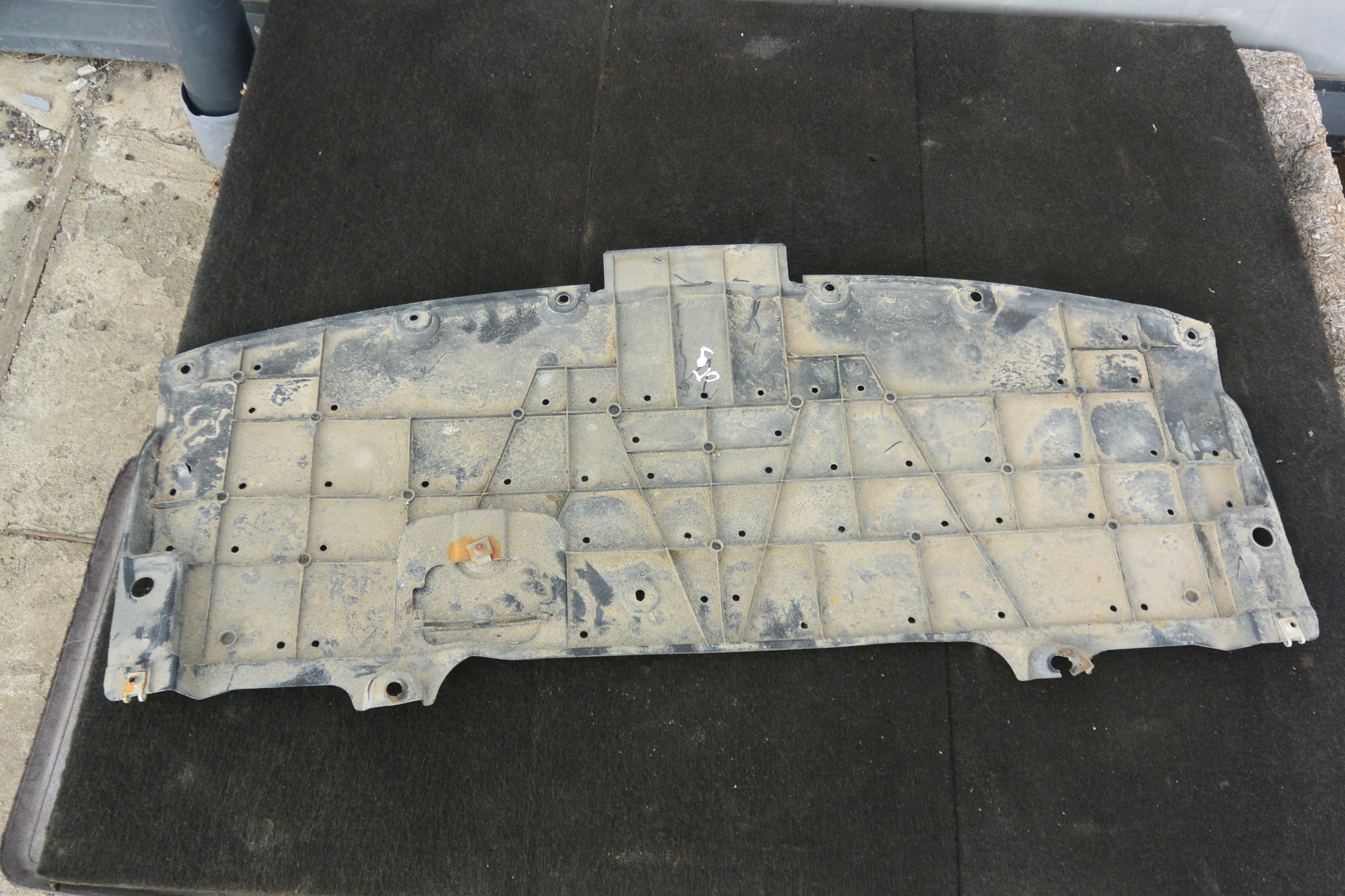 MAZDA CX9 II 16- BLENDE ABDECKUNG UNTERFAHRSCHUTZ DER STOSSSTANGE HECK