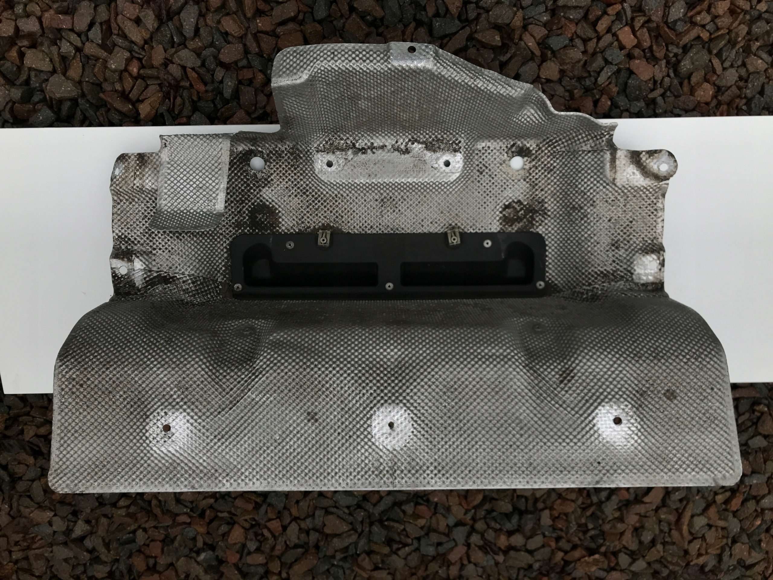 BMW M5 5 F90 OSŁONA OBUOWA TERMICZNA 2017- Numer katalogowy części 51488070396 8070396