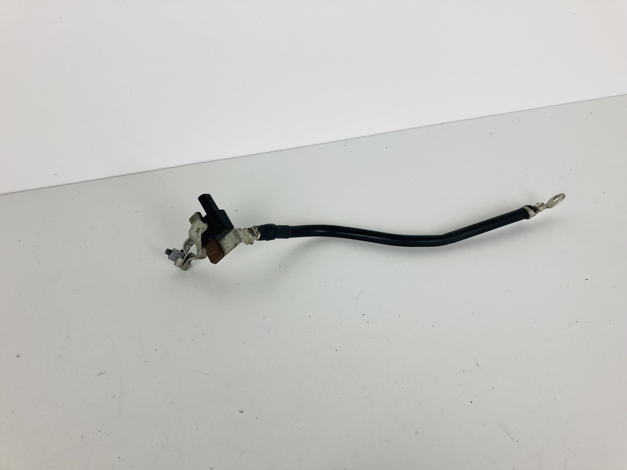 X W470 3.0CDI Batteriemanagement Sensor A4705460100