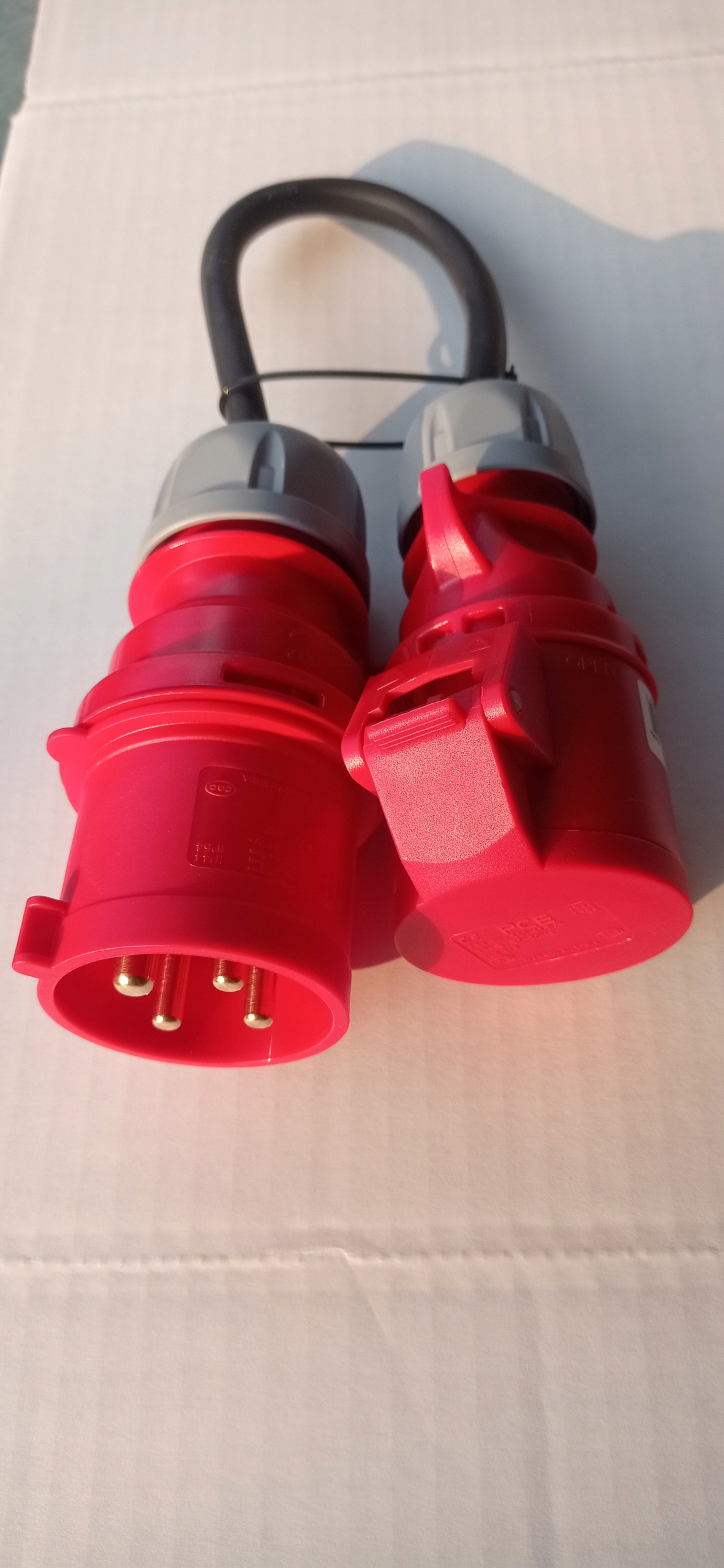 

Adapter siłowy 32/4-16/5 IP44