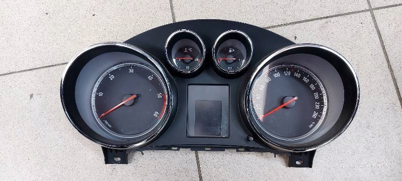 dials INSIGNIA A 12844134