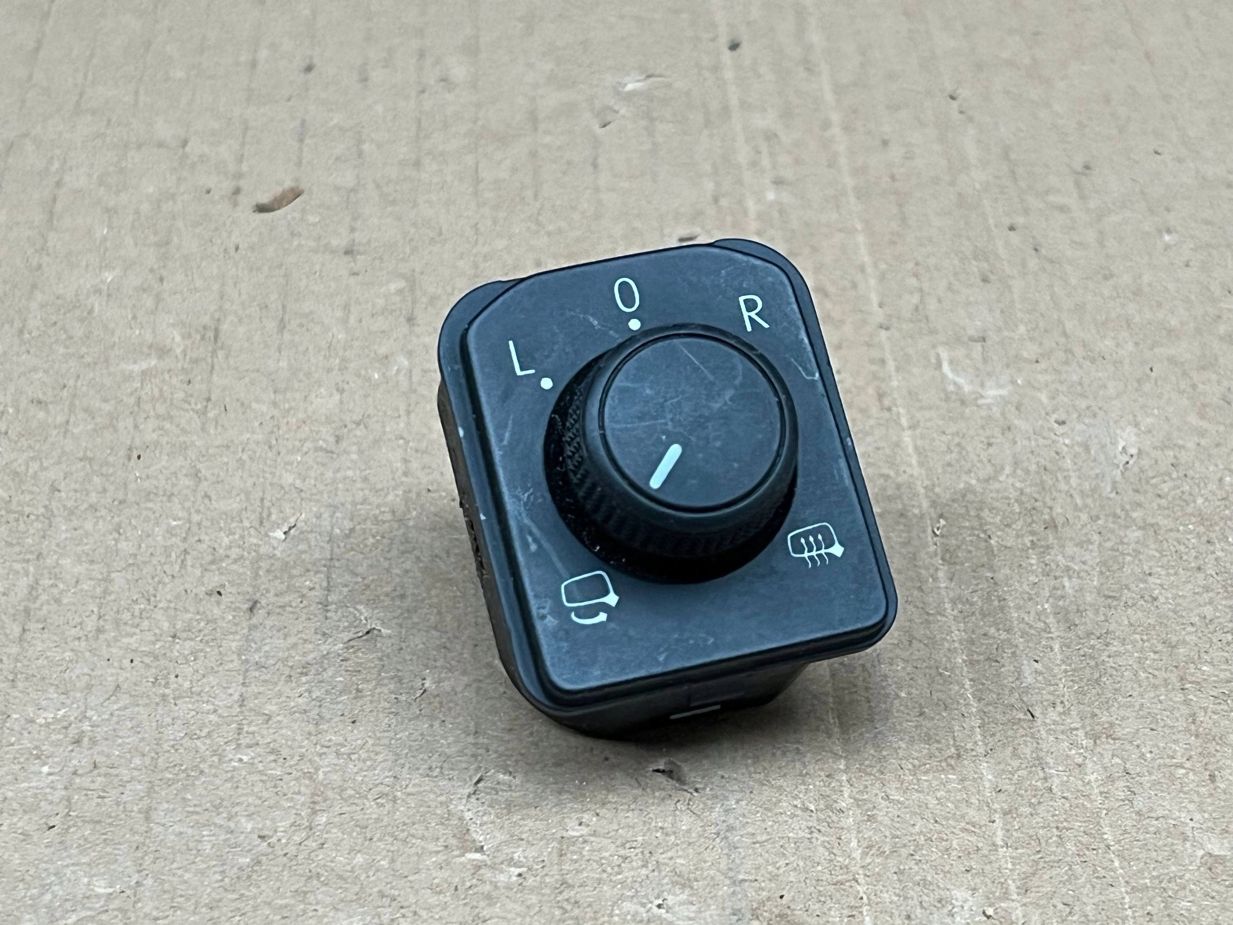 mirror control switch button 565959565A SKODA KAMIQ original !J