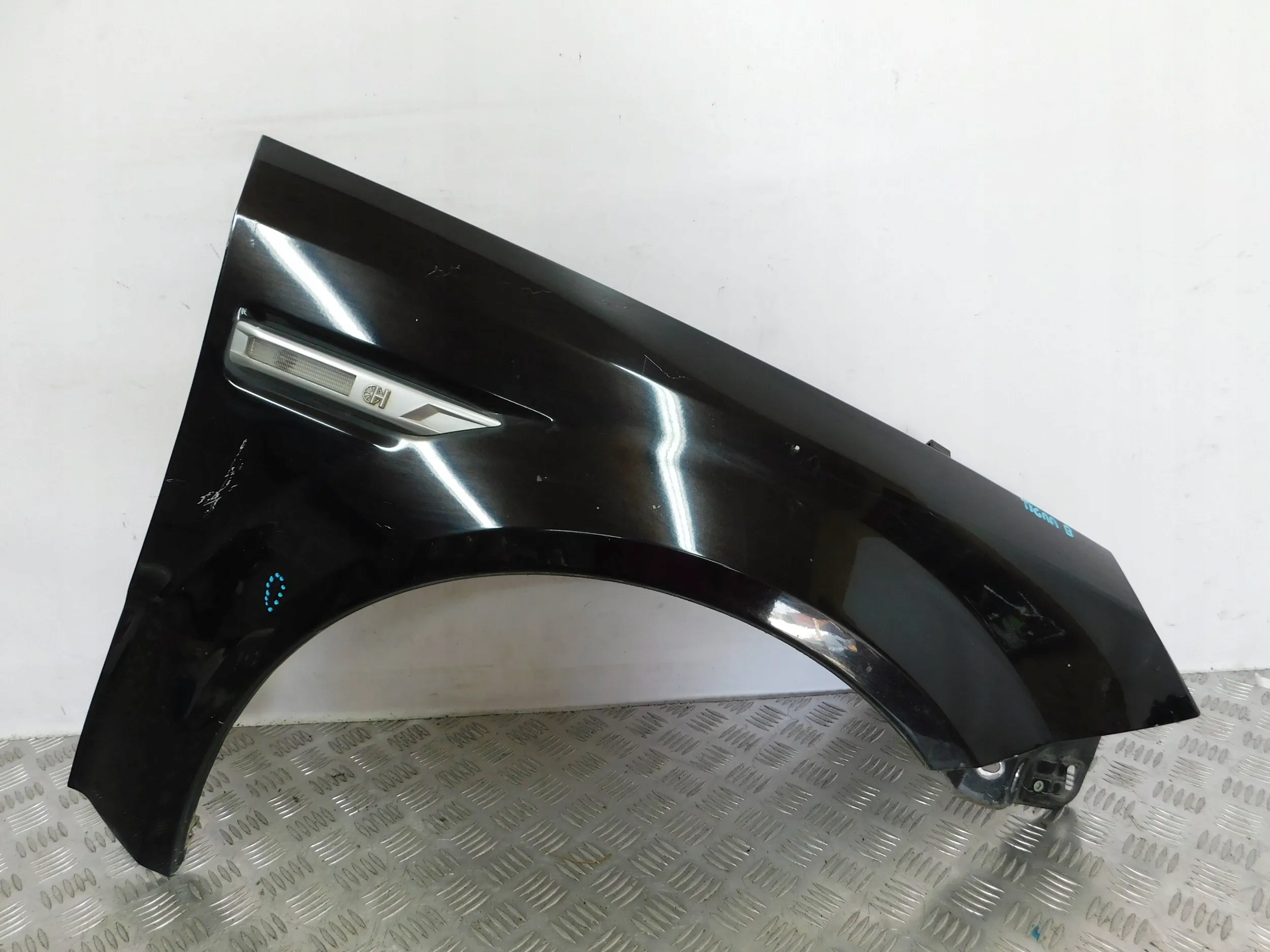 fender front front right OPEL TIGRA B