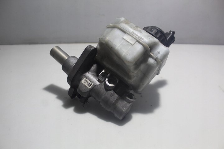 Головний гальмівний циліндр VOLKSWAGEN PASSAT B7 2.0 TDI