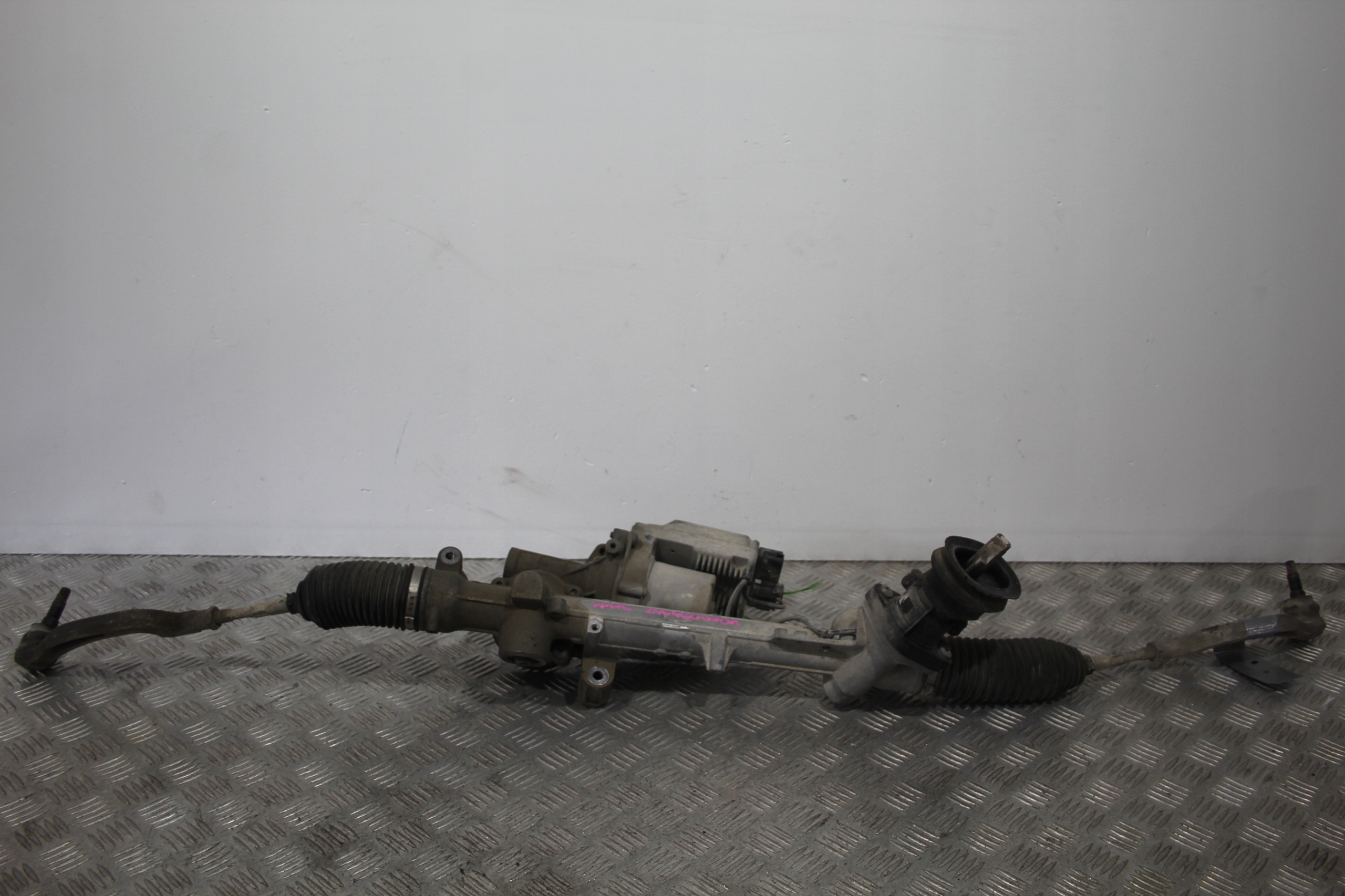drag rod servo steering A-KLASA W176 AMG