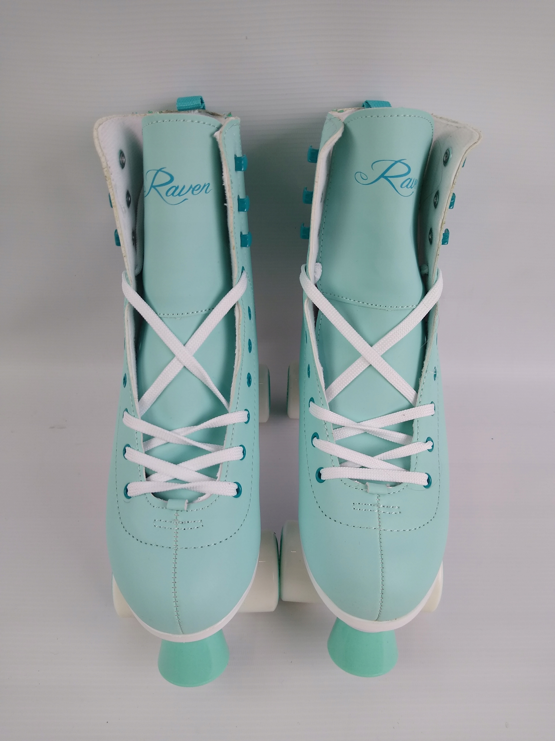 Wrotki RAVEN Elle Mint 42 Model Elle