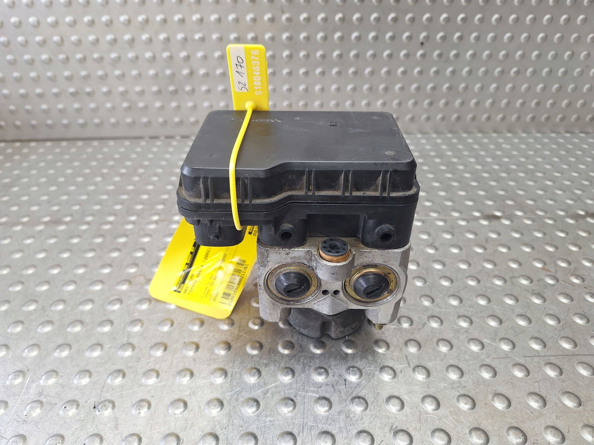 pump control unit ABS 44510-42070 TOYOTA RAV4 1.8 VVTI
