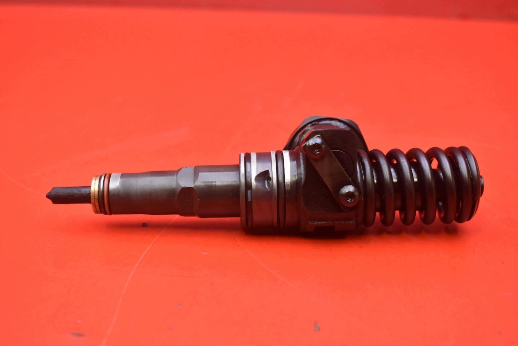 einspritzdüse einspritzdüse 038130073AG 0414720215 VW JETTA 5 V 1.9 TDI 105 KM 05-11