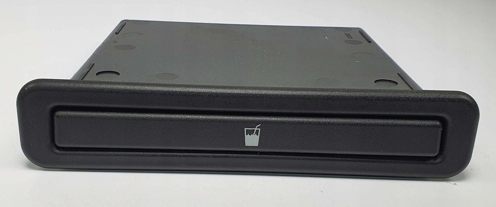 UCHWYT NA NAPOJE KUBKI CUPHOLDER OPEL VECTRA C 24452595