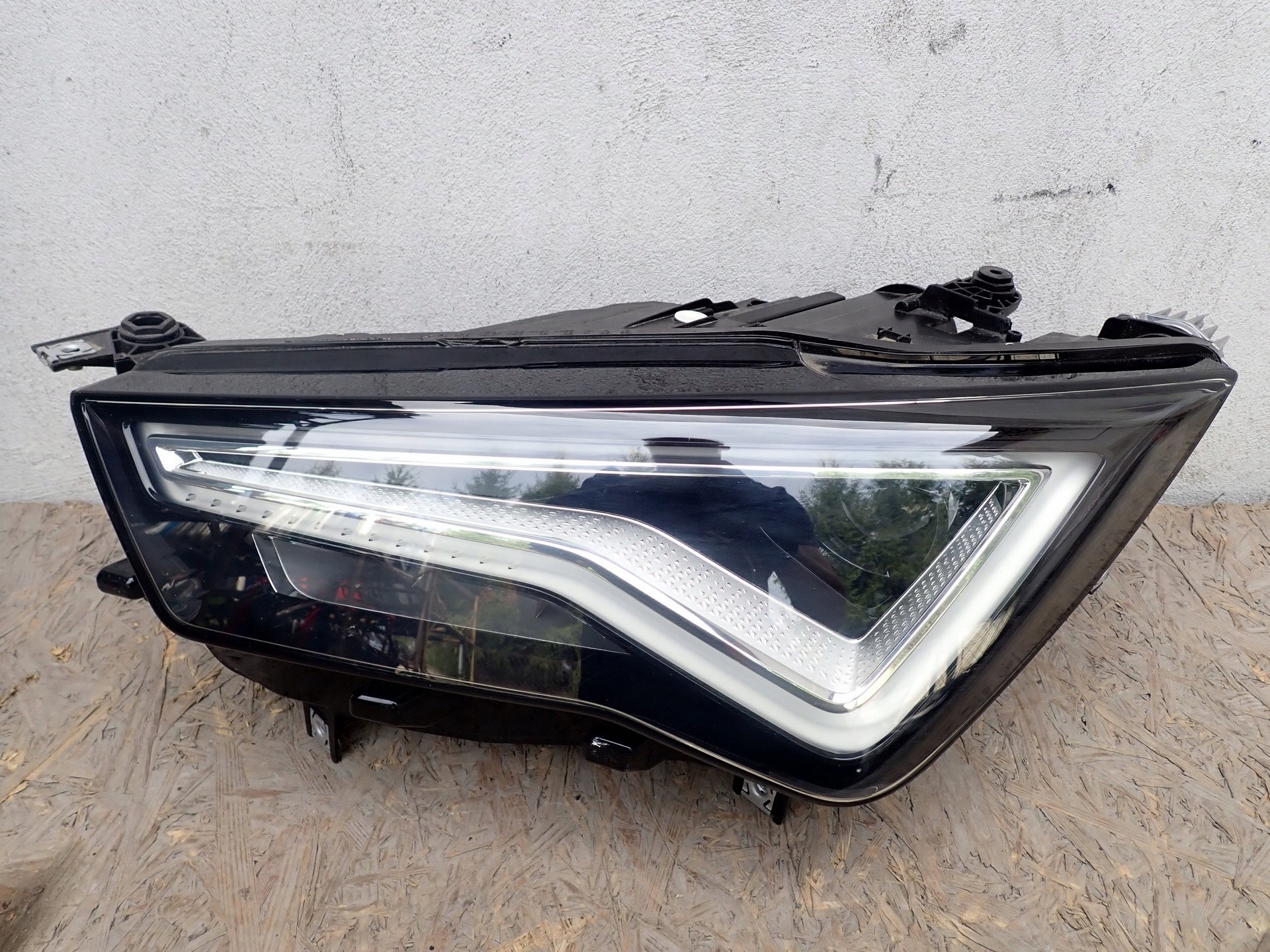 light left REFLEKTOR left FULL LED SEAT ATECA KH7 LIFT 576941031C