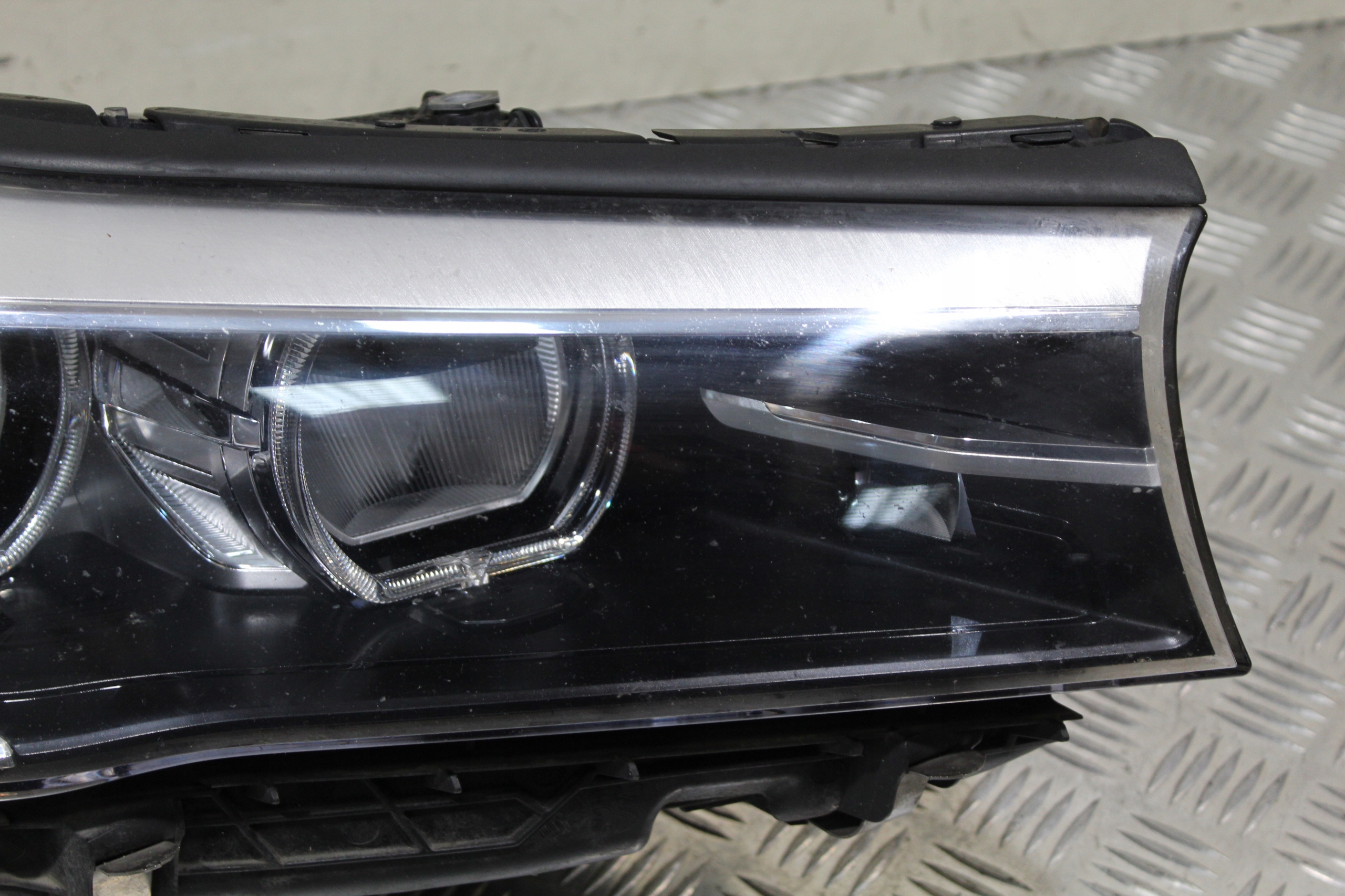 light right front FULL LED BMW 7 G11 7483238