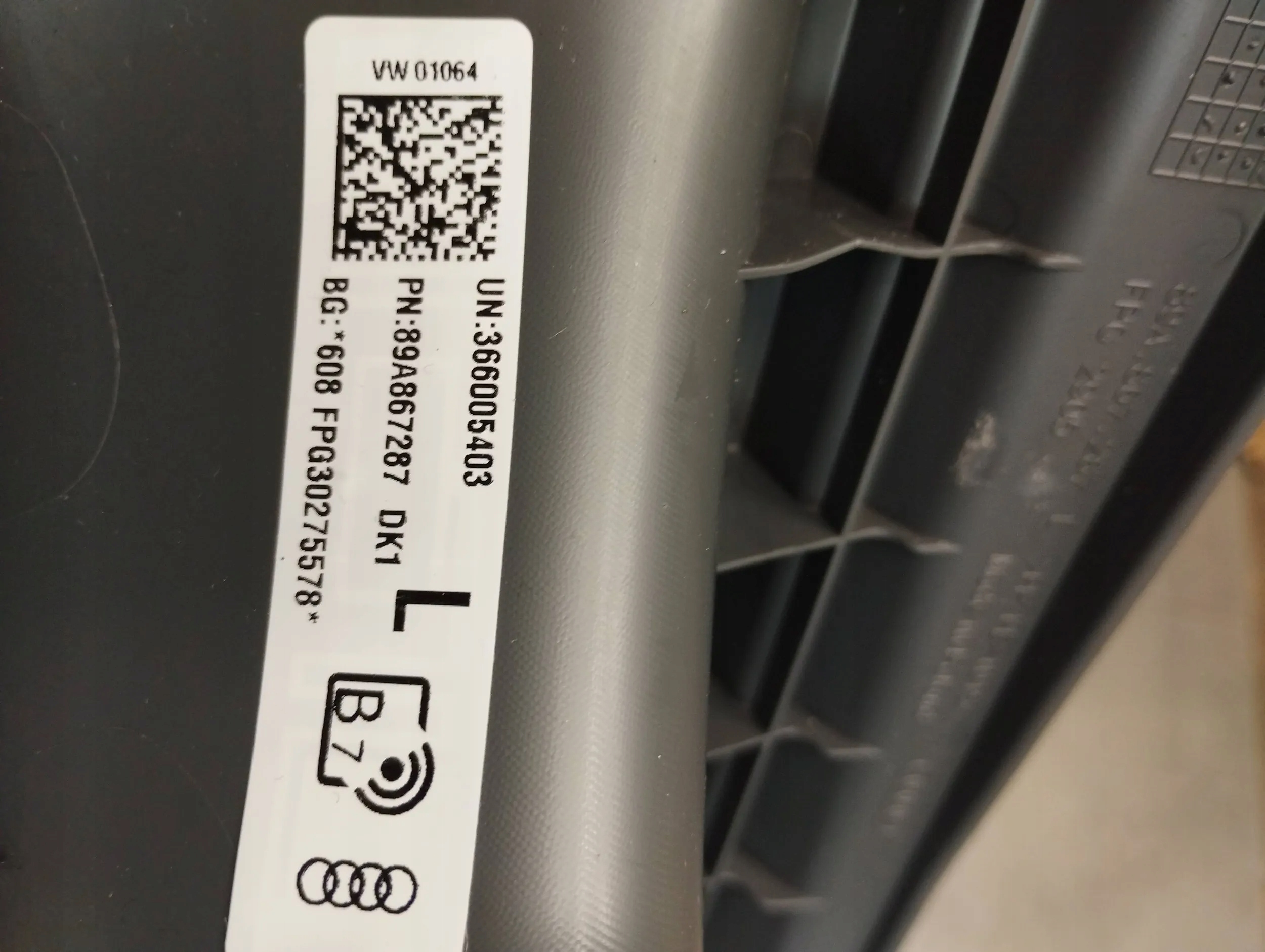 Audi Q4 e-tron Blende Abdeckung SLUPKA 89A867287