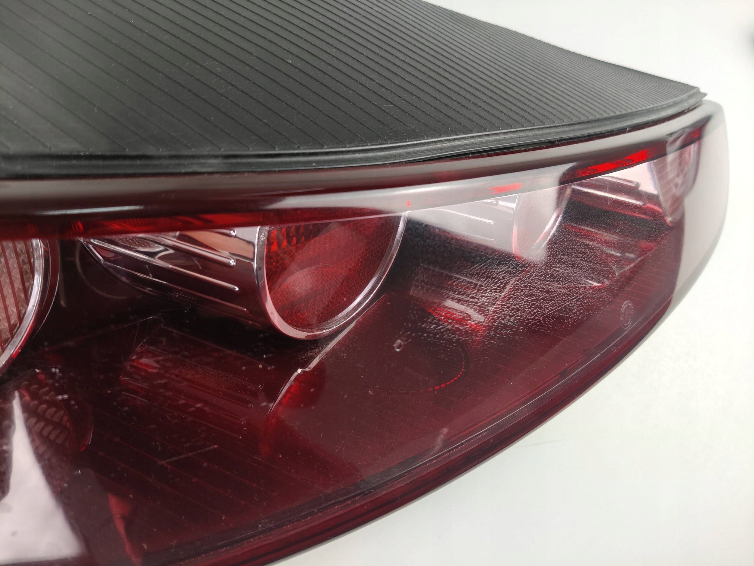 фонарь левый задний ALFA ROMEO BRERA