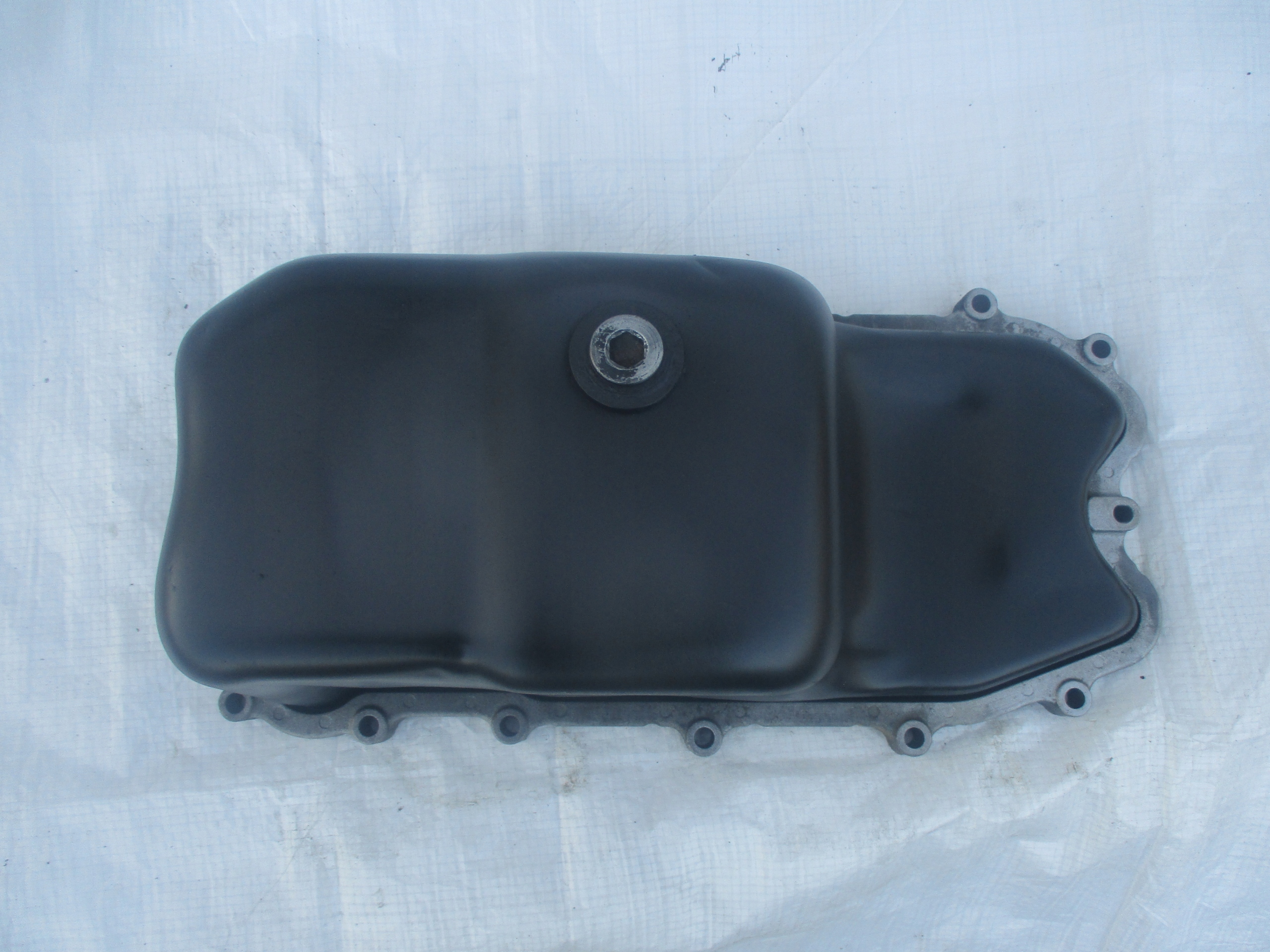 MISKA OLEJOWA IVECO DAILY VI 2.3 HPI EURO 5 6 Numer katalogowy części 5801595939 5801838539 5802377332