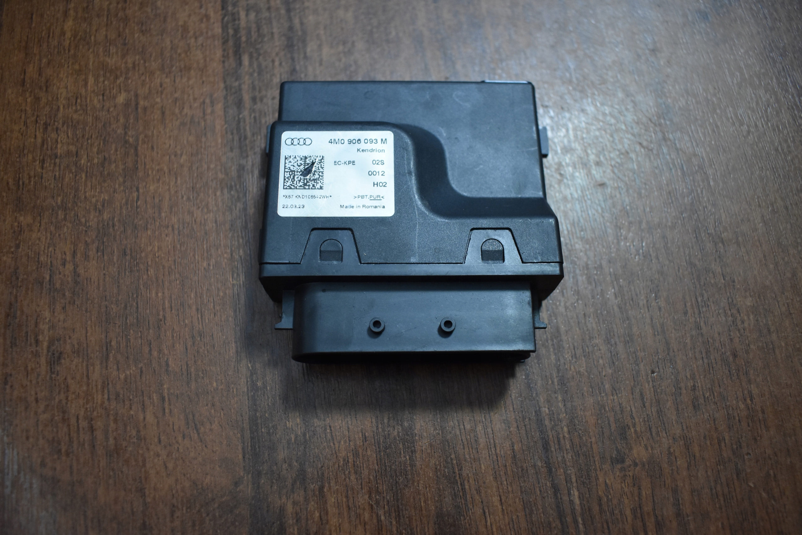 IDEALNY Module POMPY Carburant PORSCHE AUDI 1