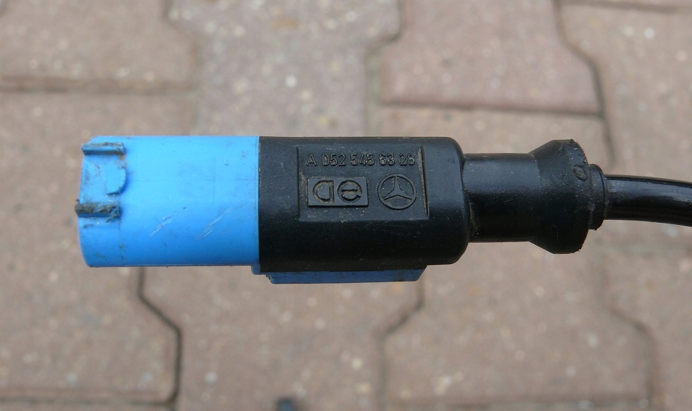 sensor ZUZYCIA KLOCKOW front MERCEDES SPRINTER II 2 W906 VW CRAFTER and
