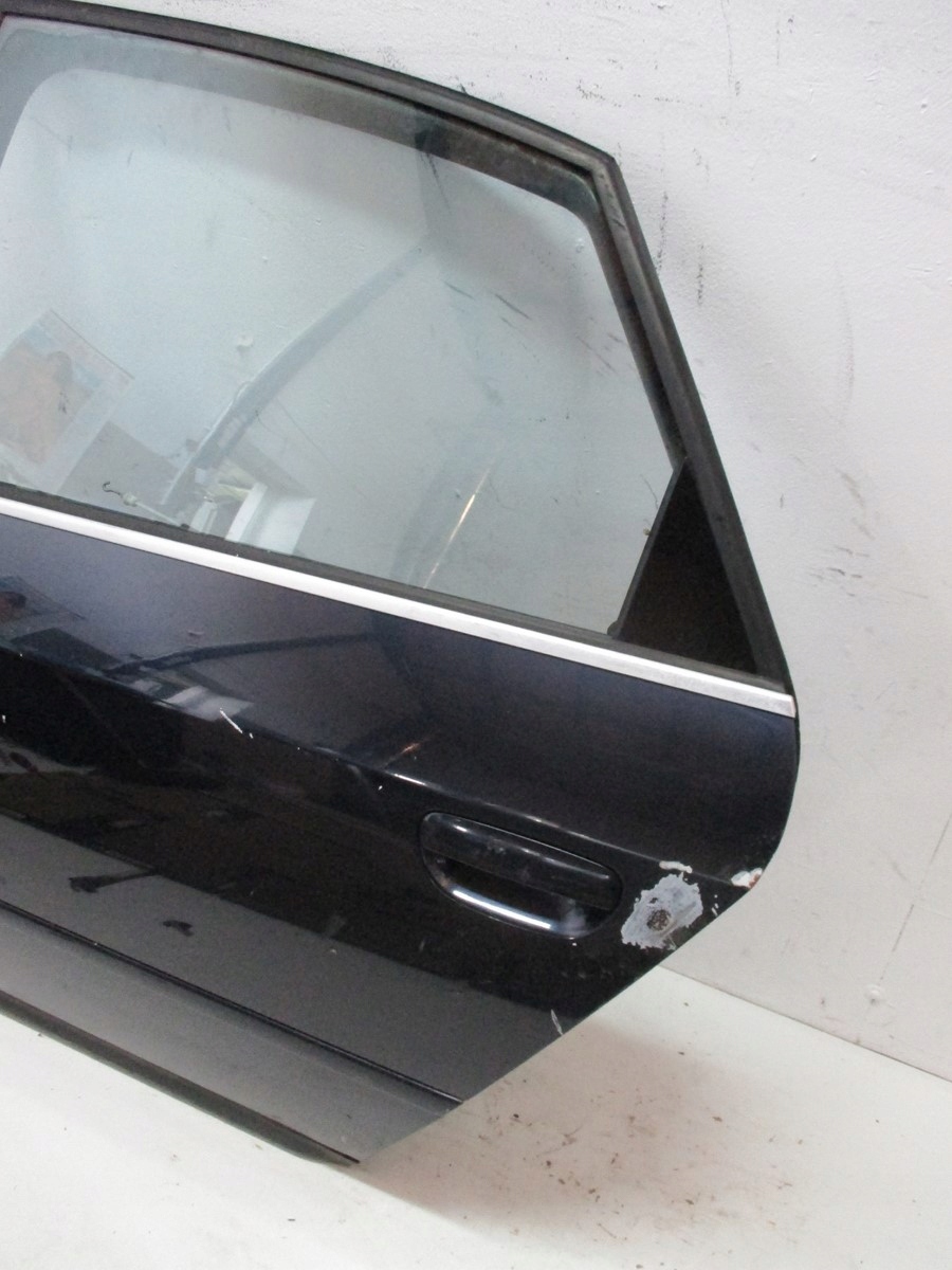 door left rear. AUDI A6 4B0 sedan