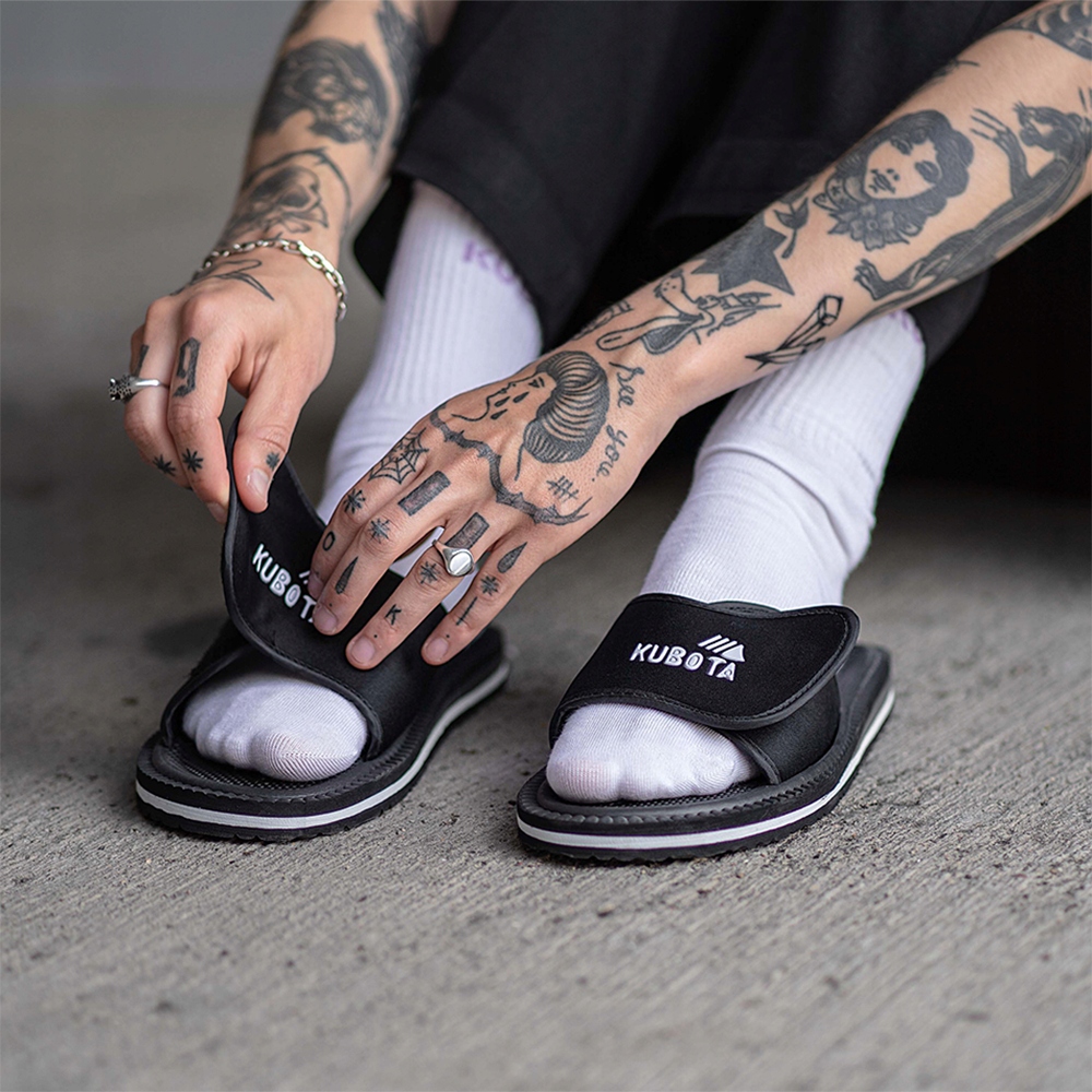 KLAPKI NA RZEP KUBOTA MĘSKIE 44 CZARNE WYGODNE LEKKIE KLAPKI DOMOWE 44 Rozmiar 44