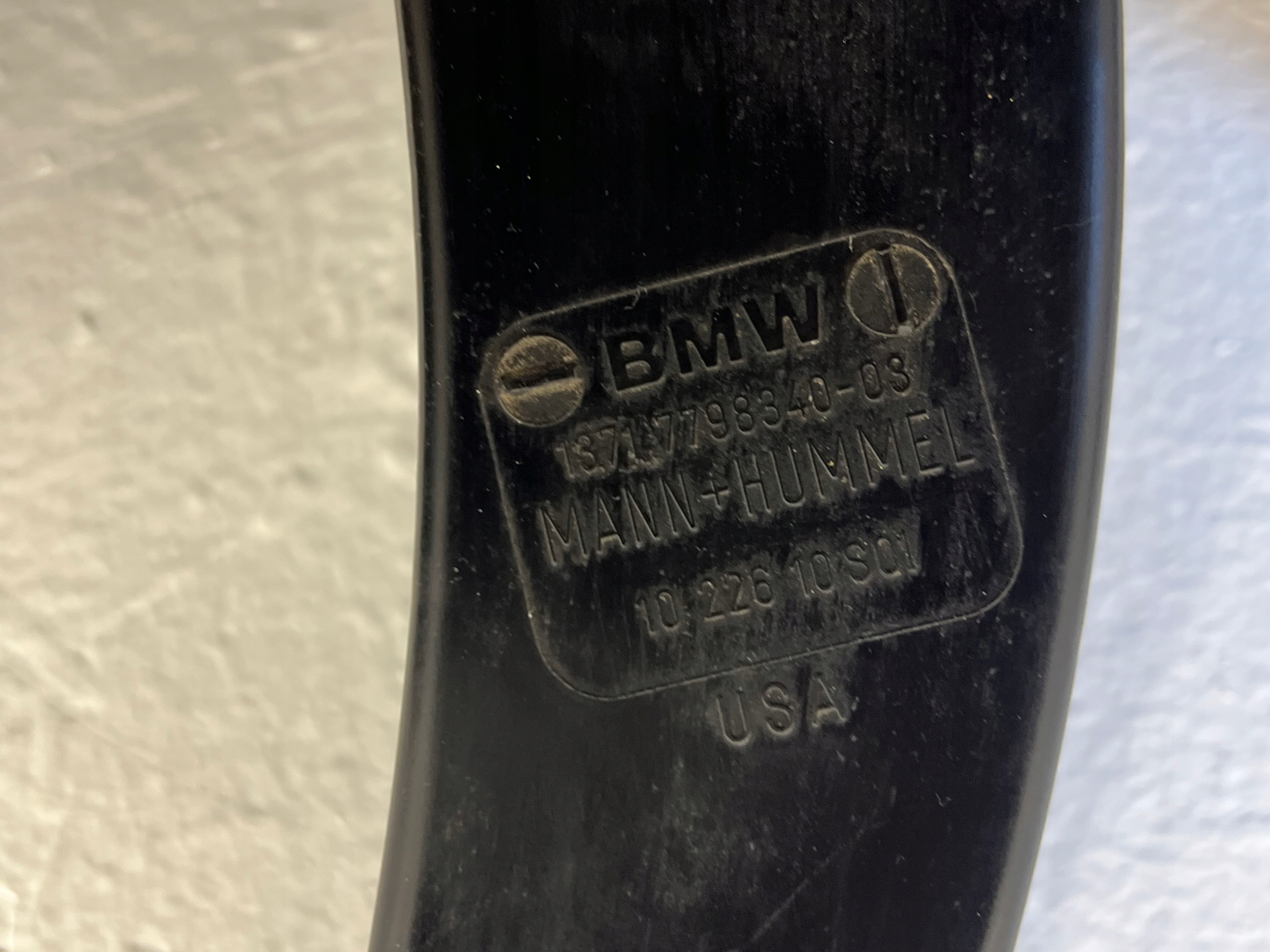 Gehäuse filter luft BMW X6 E71 3.0D X5 E70 7798340
