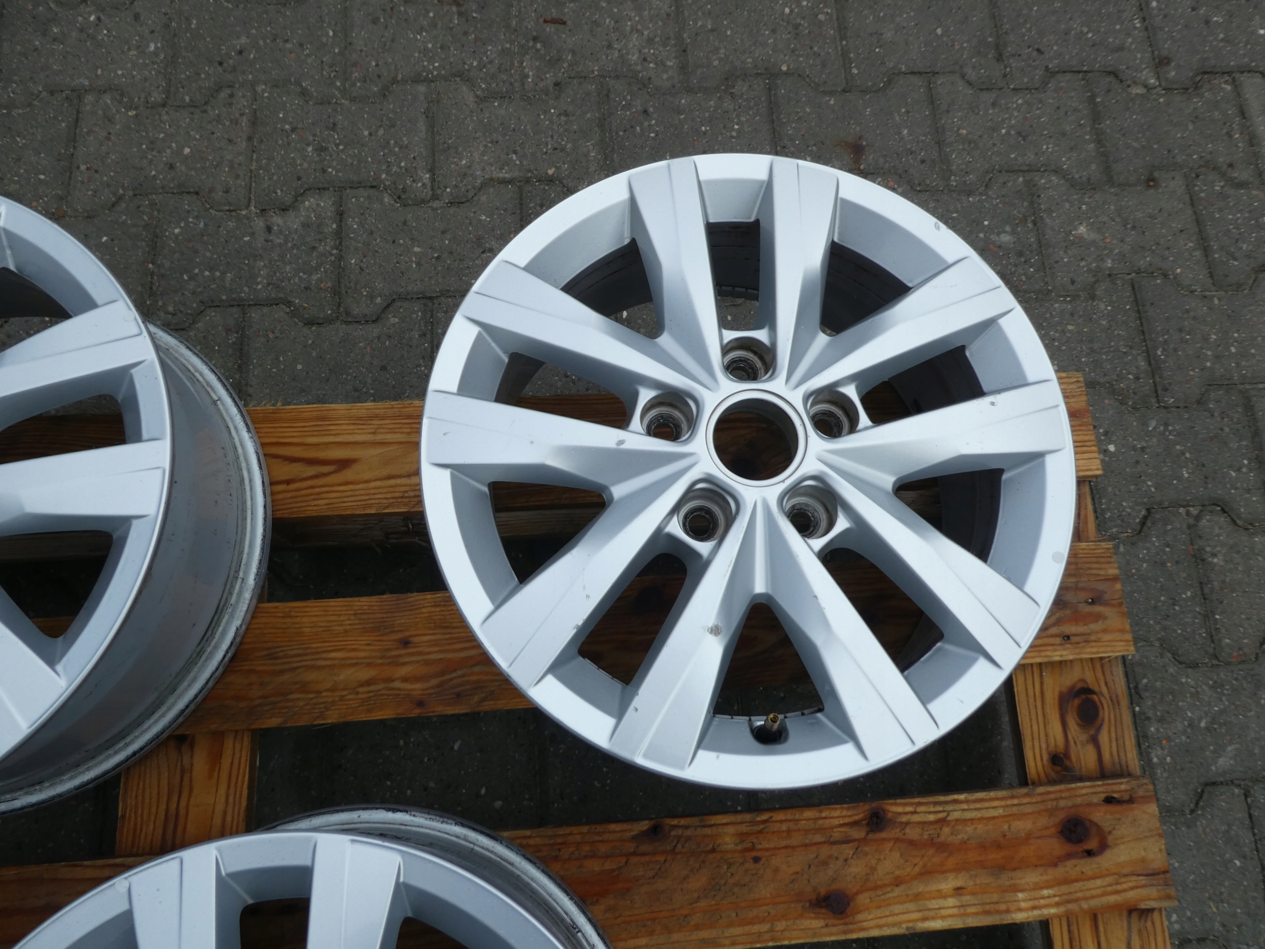 4X discs aluminium disc 7E0601025N VW T5 T6 5X120
