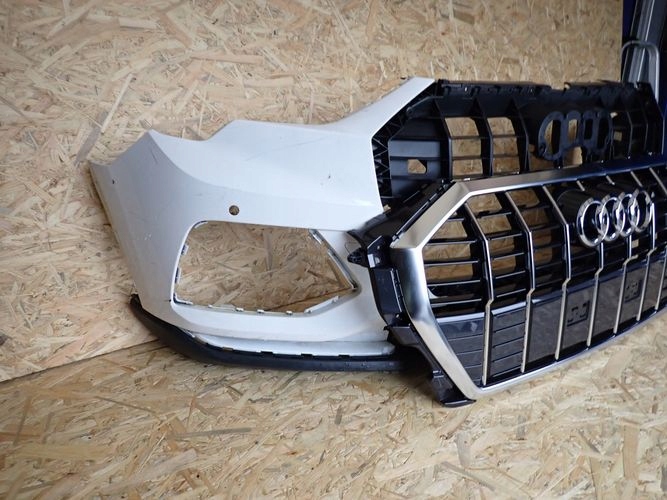 AUDI Q3 83A 18- front bumper front