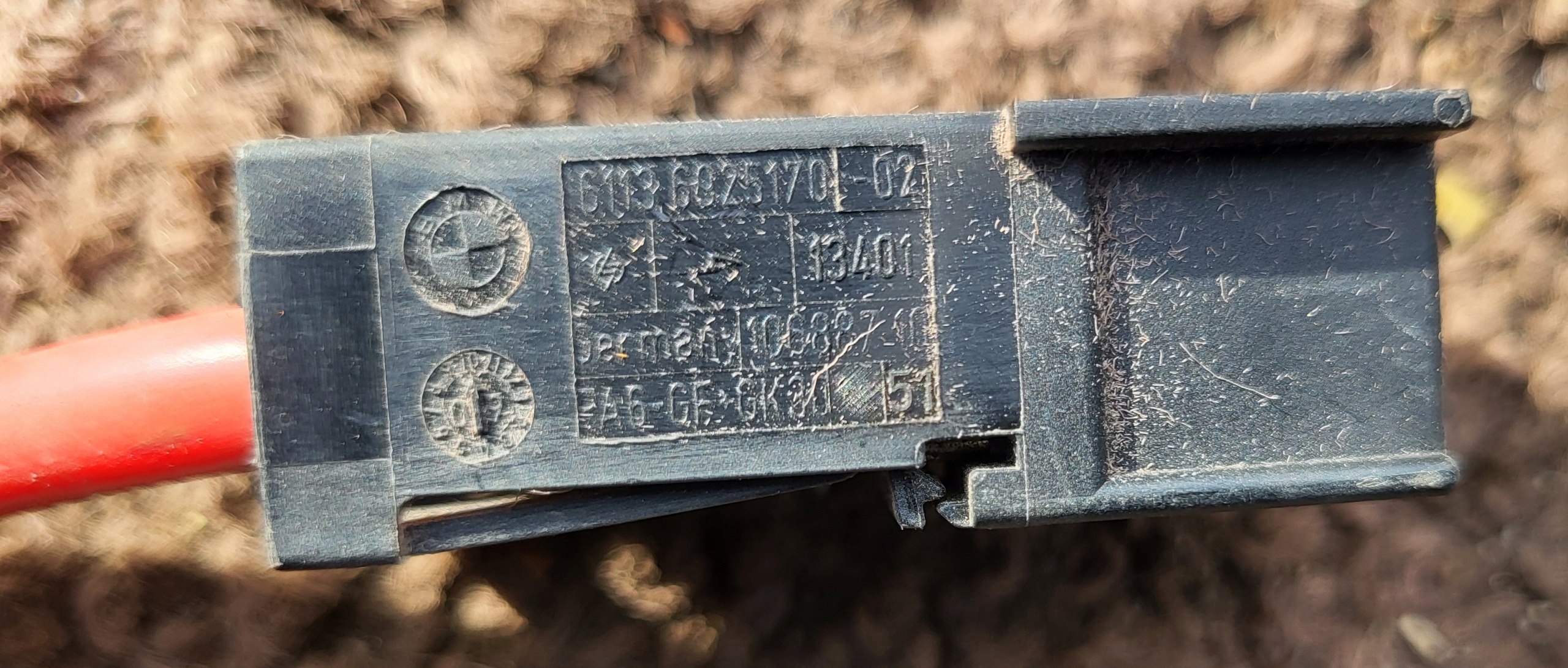 KABEL cable battery terminal plus BMW X1 E84 9207521 9207520